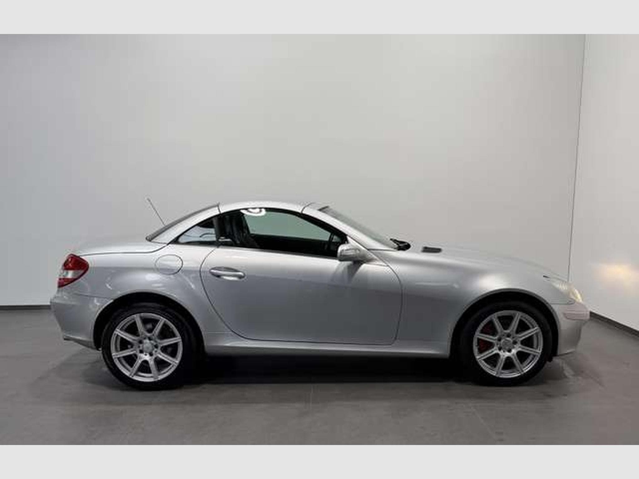 Mercedes SLK 280 Roadster *Leder *H&K *Airscarf * (2005) - Photo 5