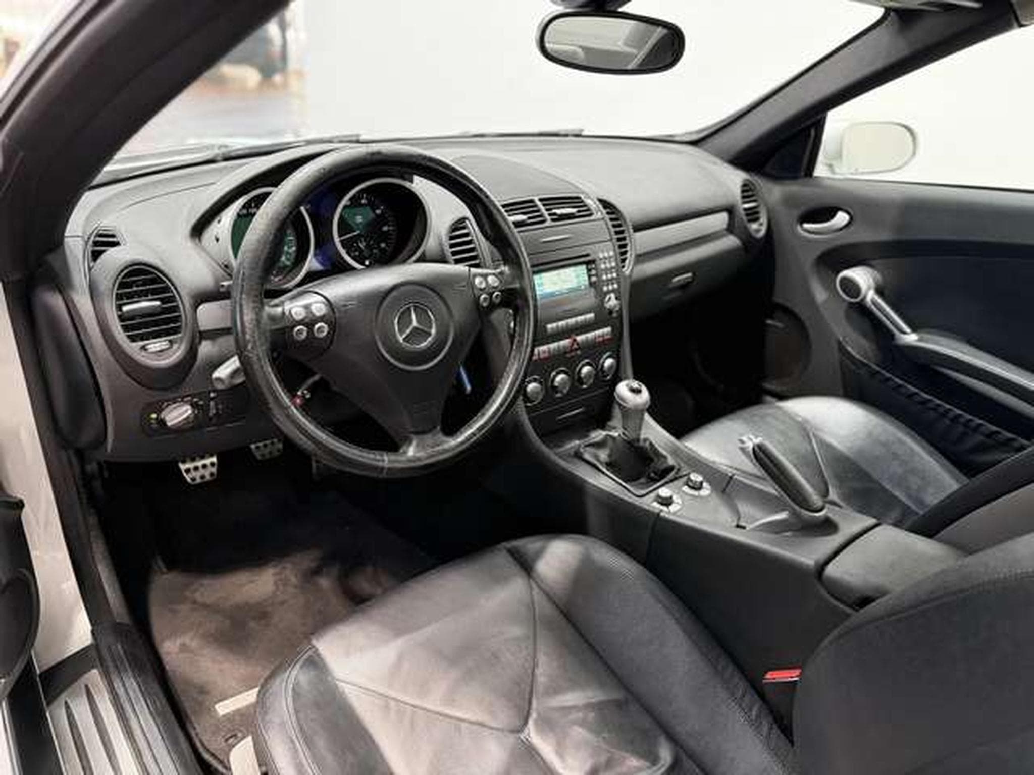 Mercedes SLK 280 Roadster *Leder *H&K *Airscarf * (2005) - Photo 9