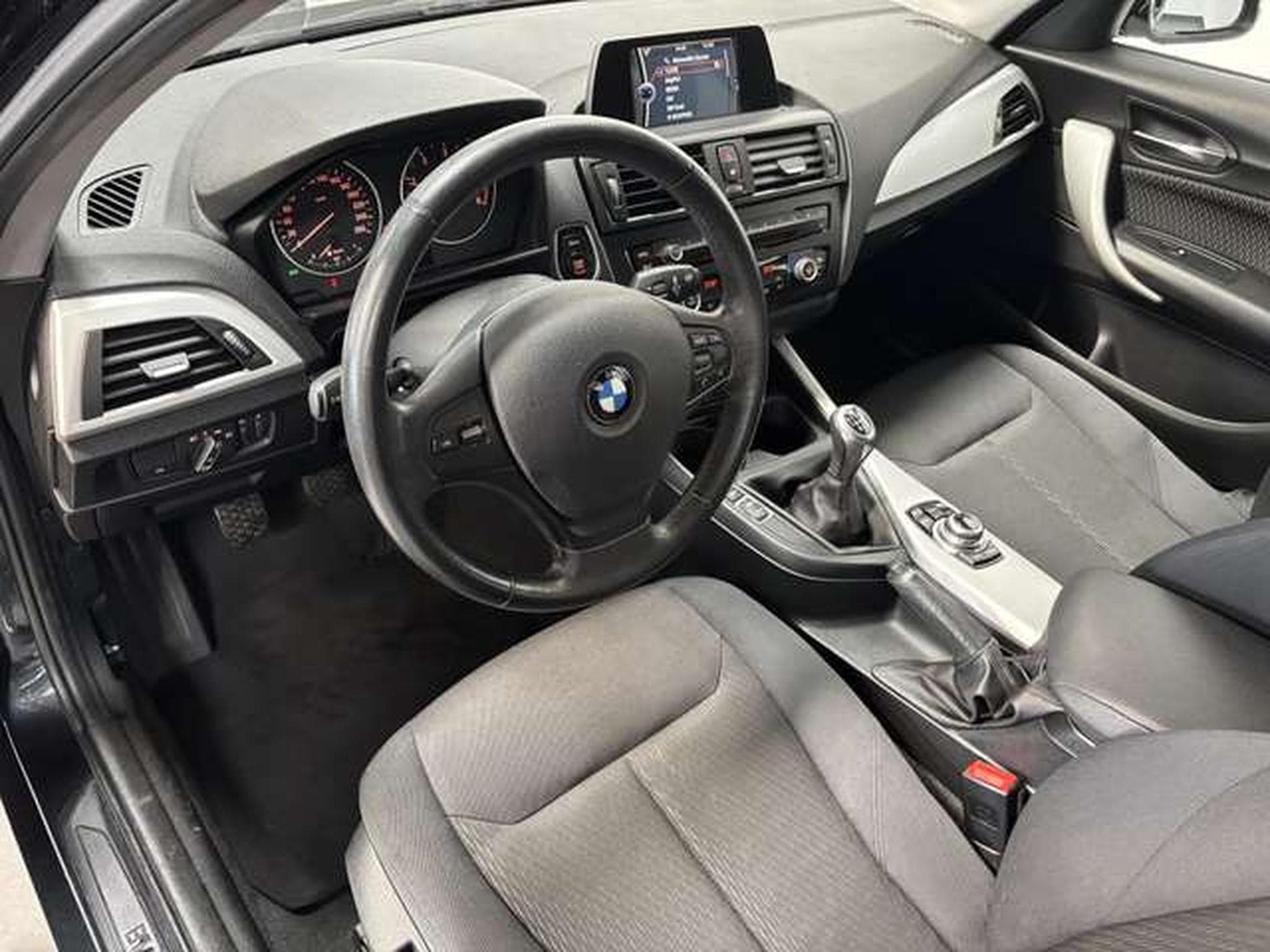 BMW 116 d *3.Hand *Sitzhzg *PDC *Comfort-Paket (2013) - Photo 8