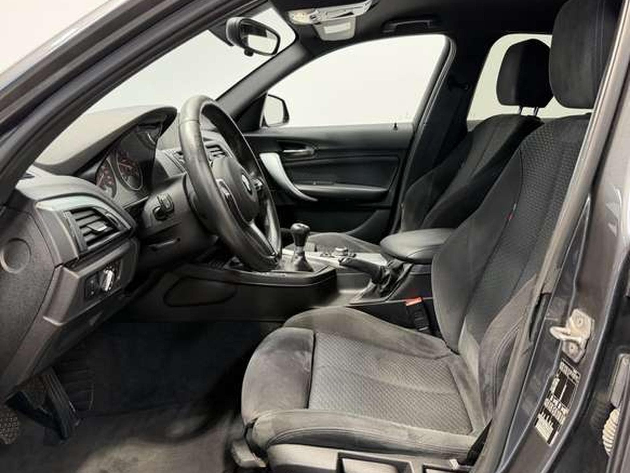 BMW 116 d M Sportpaket *Navi *LED *Klimaautomatik (2015) - Photo 8