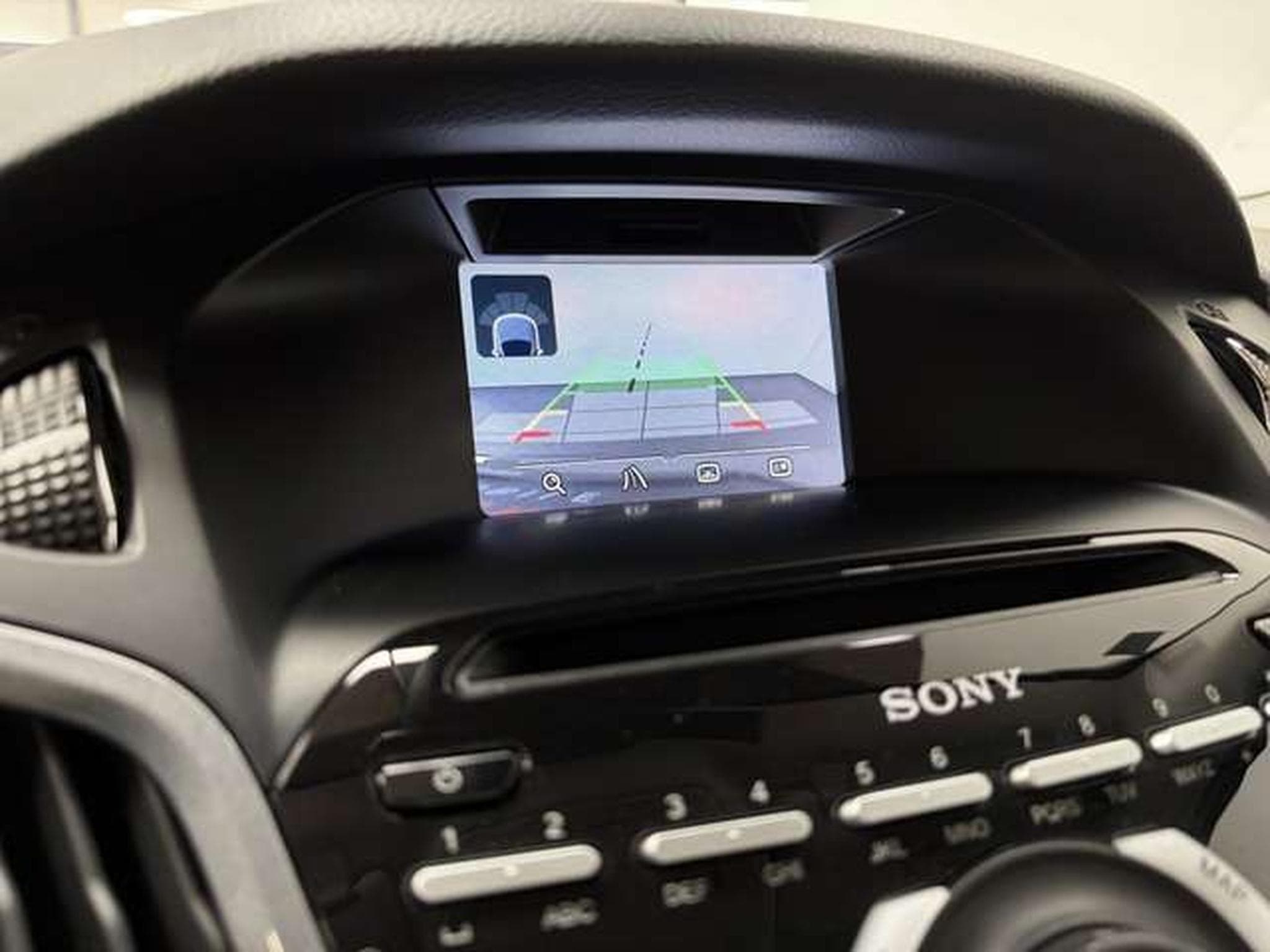 Ford Focus Titanium *1.Hand *AHK*City-Paket*Tempomat (2014) - Photo 8