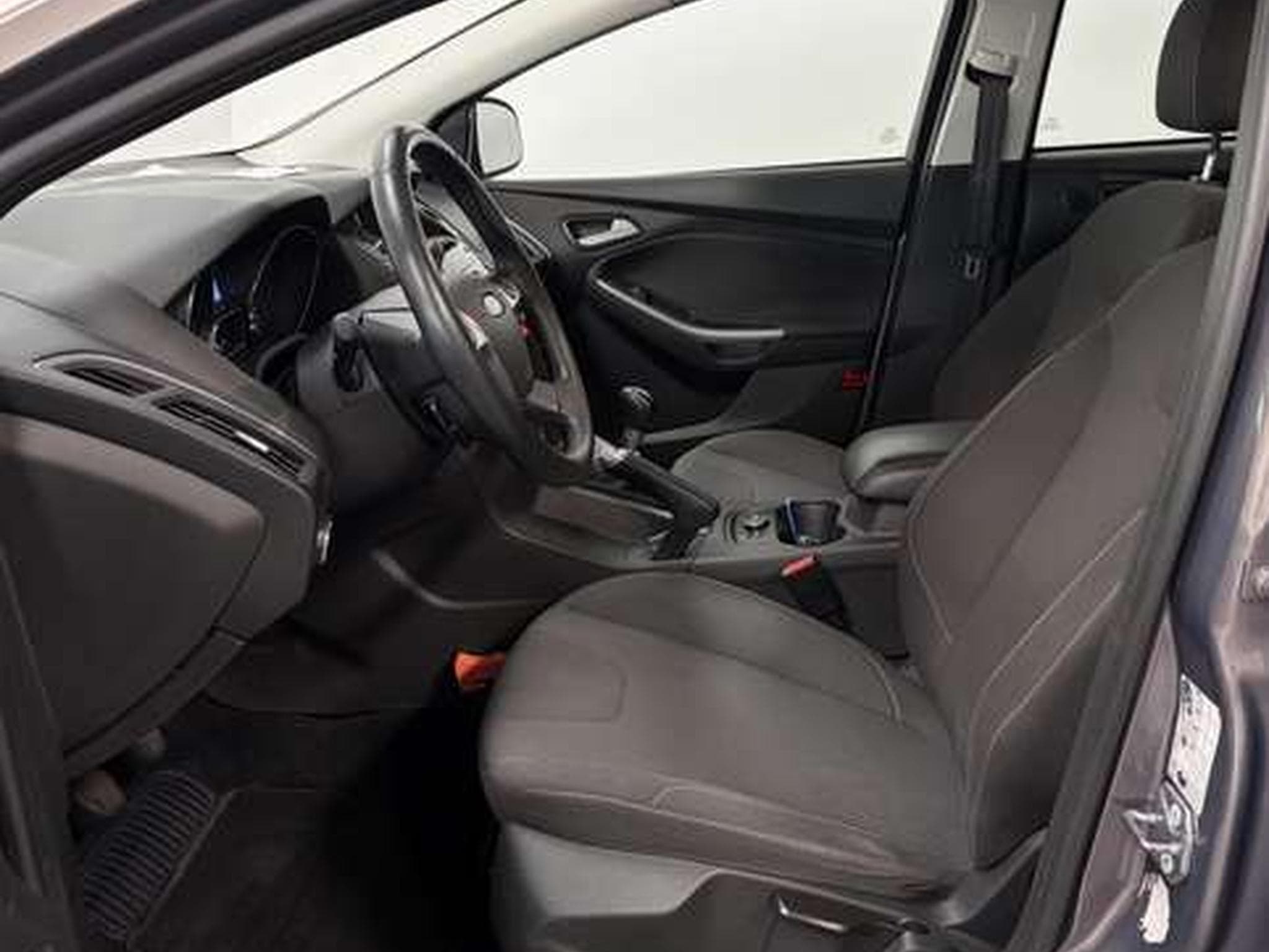 Ford Focus Titanium *1.Hand *AHK*City-Paket*Tempomat (2014) - Photo 9
