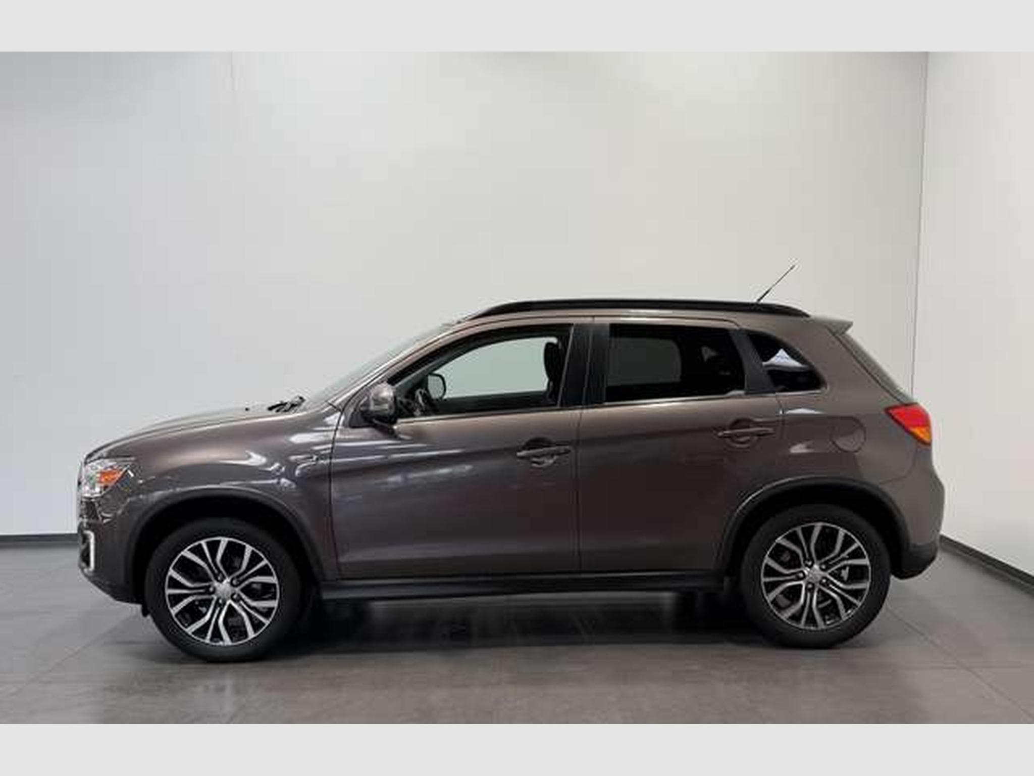Mitsubishi ASX Diamant Edition 2WD *1.Hand *Tempomat *SHZ (2016) - Photo 3