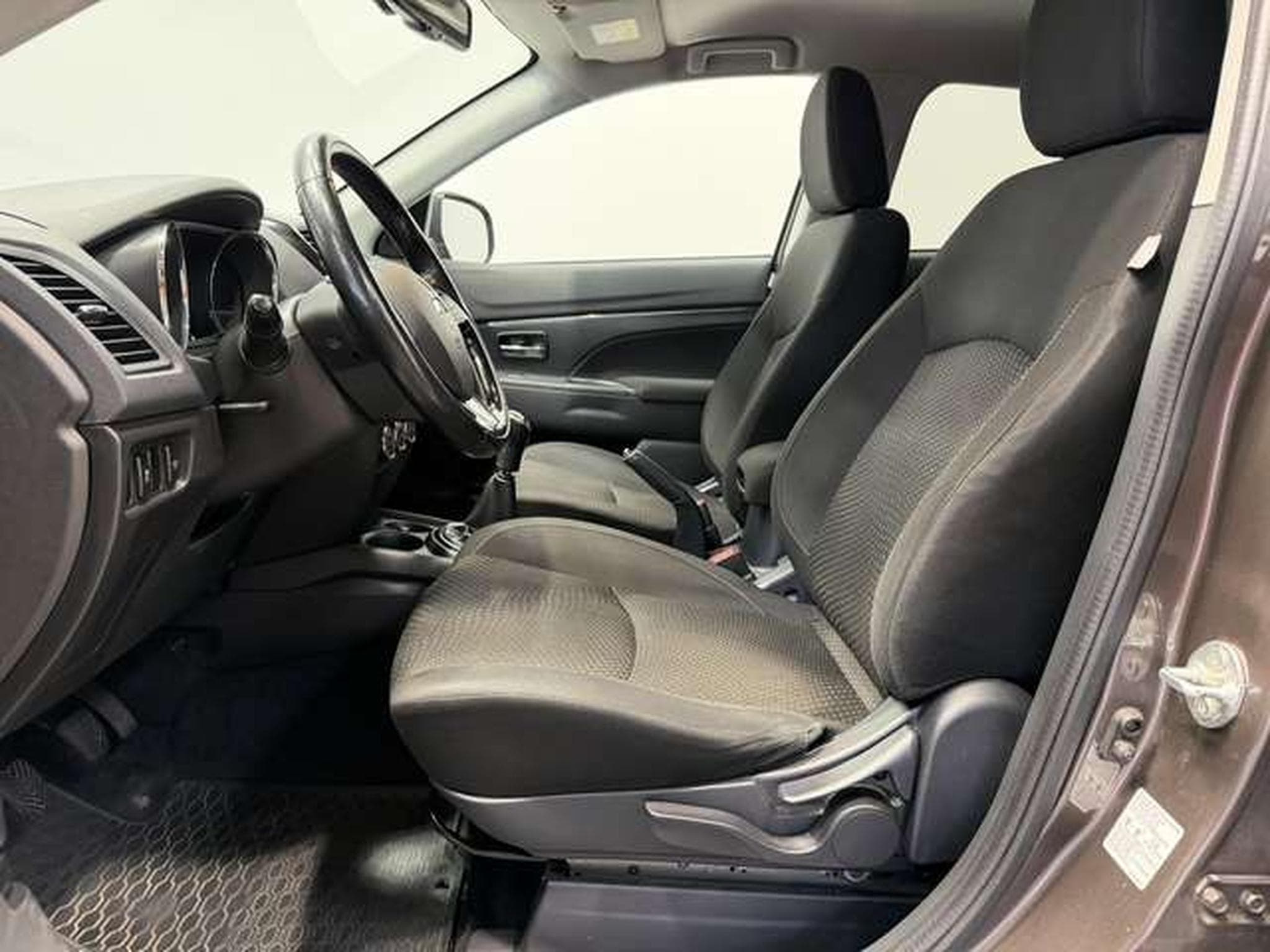 Mitsubishi ASX Diamant Edition 2WD *1.Hand *Tempomat *SHZ (2016) - Photo 9