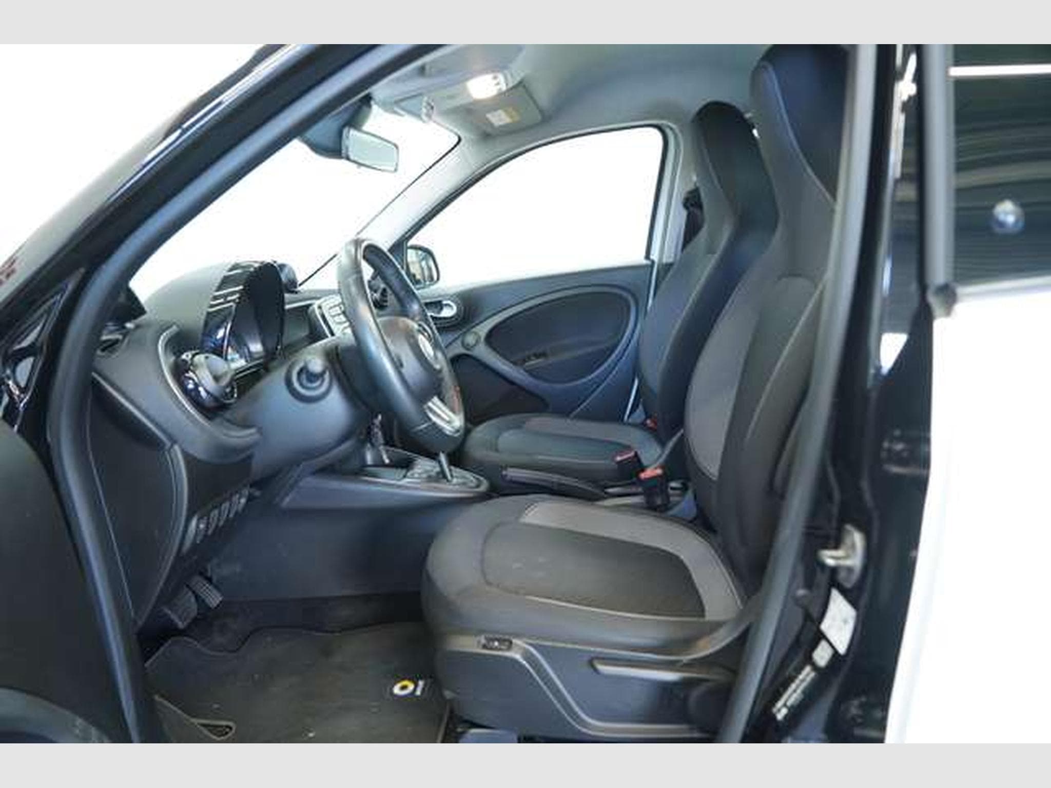 smart forFour EQ passion *1.Hand *SHZ *Tempomat *Klima (2020) - Photo 12