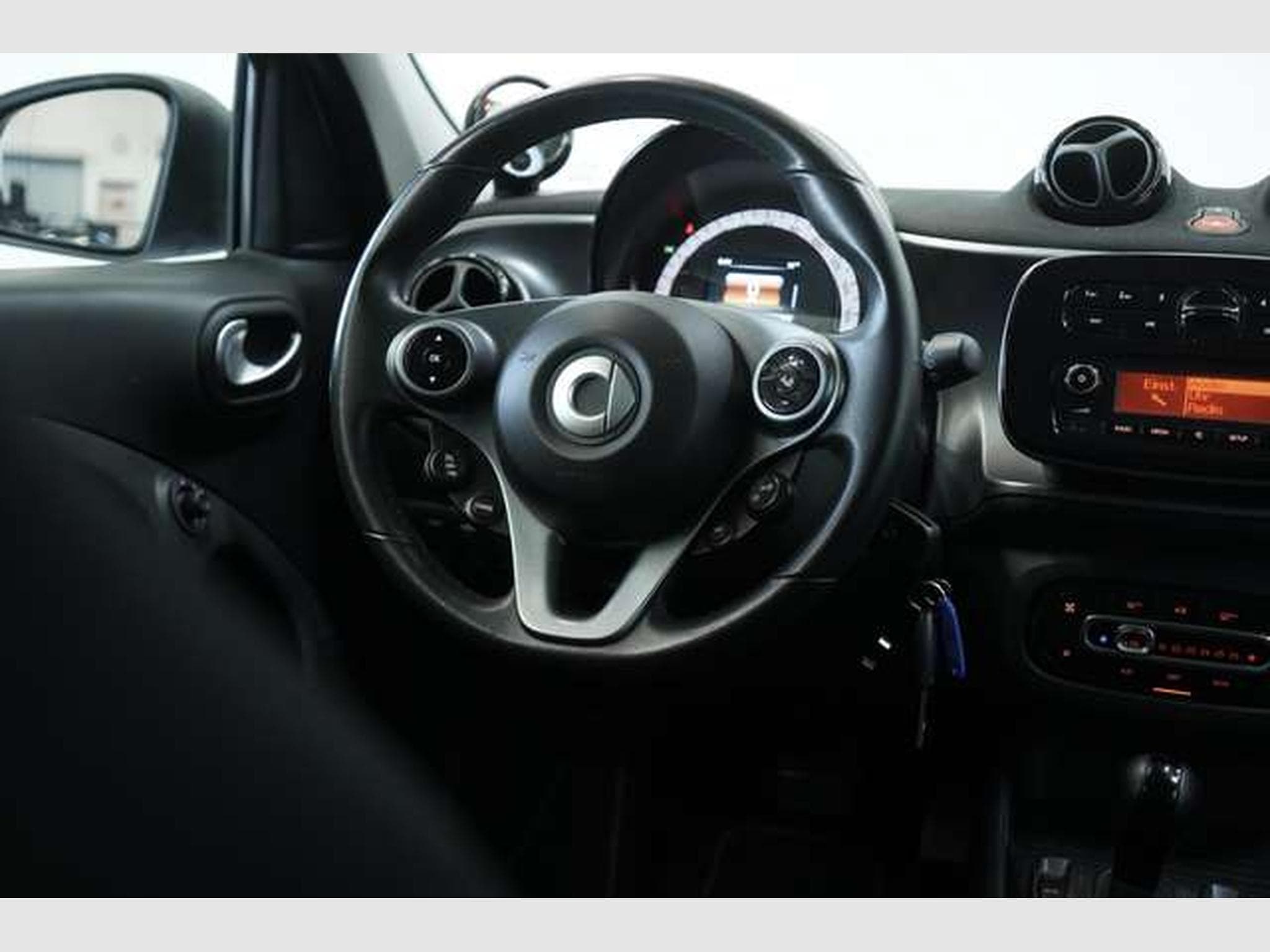 smart forFour EQ passion *1.Hand *SHZ *Tempomat *Klima (2020) - Photo 29