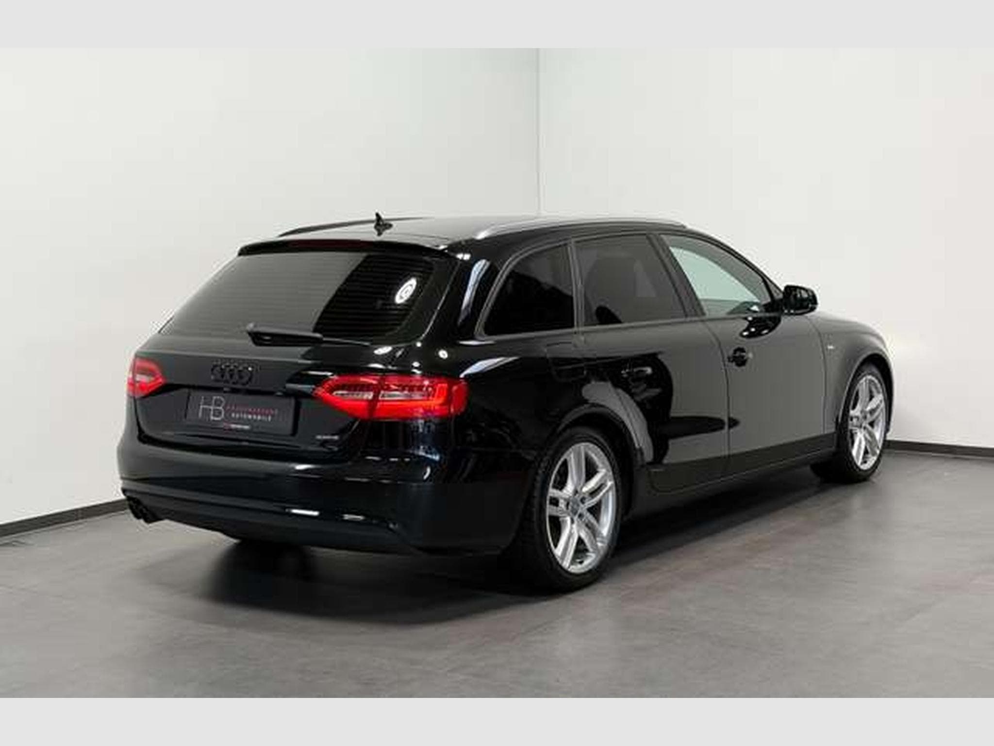 Audi A4 Avant quattro 2.0 TDI S line *AHK *Alcantara (2015) - Photo 5