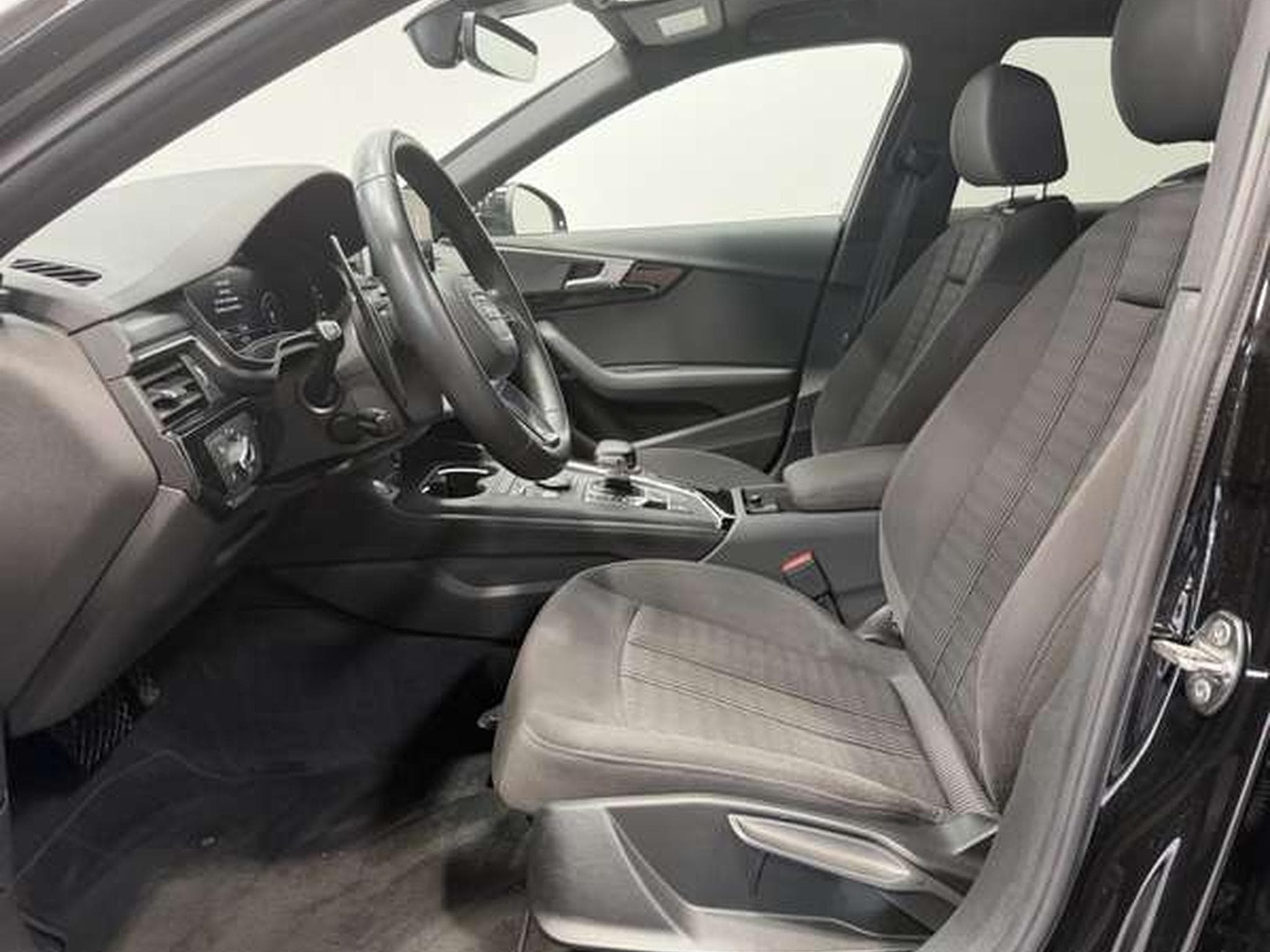 Audi A4 2.0 TDI Avant S-Tr. * LED *Soundsystem * (2017) - Photo 7