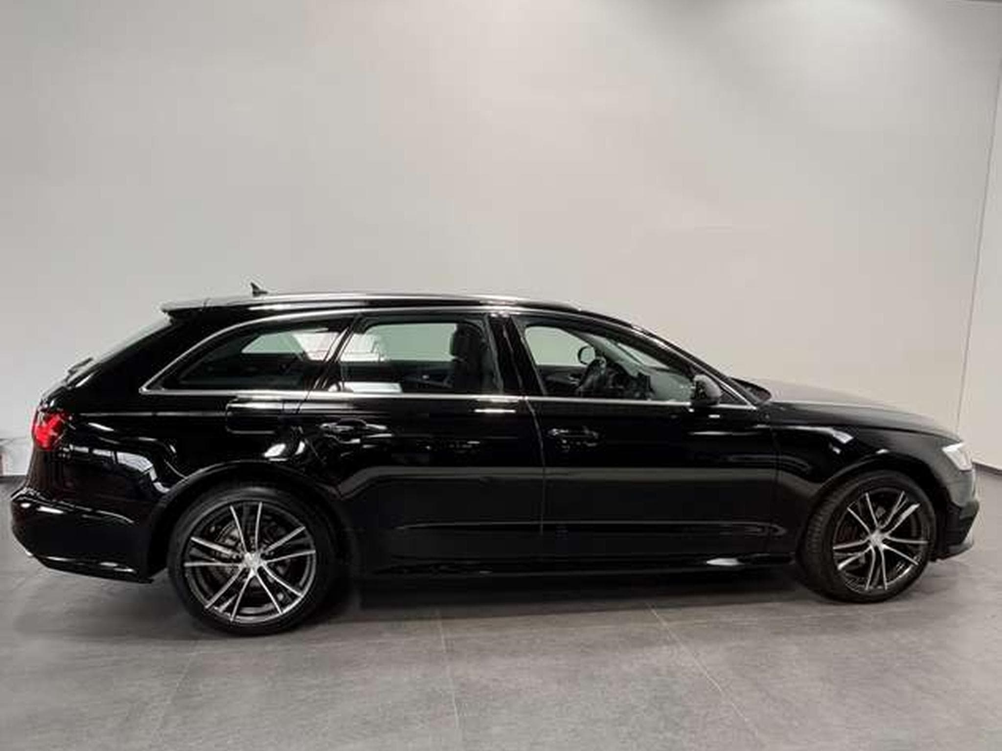 Audi A6 2.0 TDI Avant S-tronic *2.Hand *Business-P (2016) - Photo 4