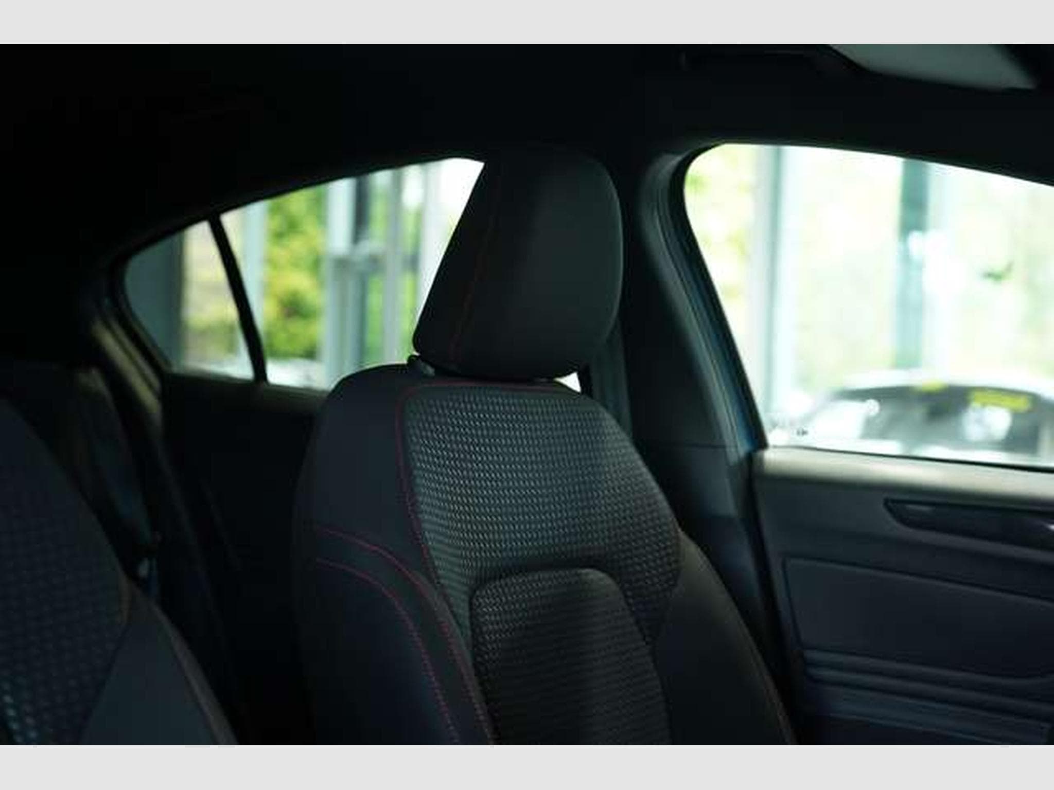 Ford Focus 1.5 EcoBoost ST Line *1.H *18 *Navi *PDC (2019) - Photo 17