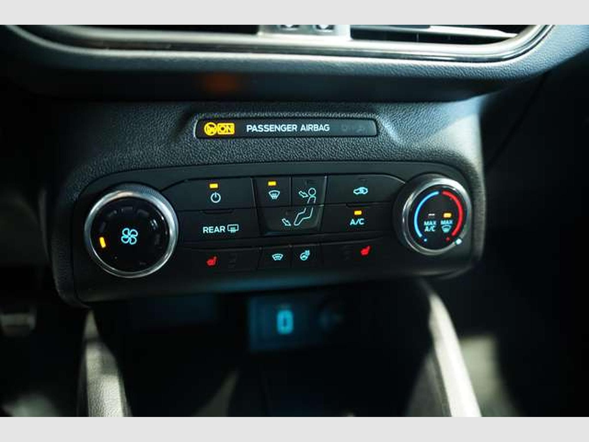 Ford Focus 1.5 EcoBoost ST Line *1.H *18 *Navi *PDC (2019) - Photo 27
