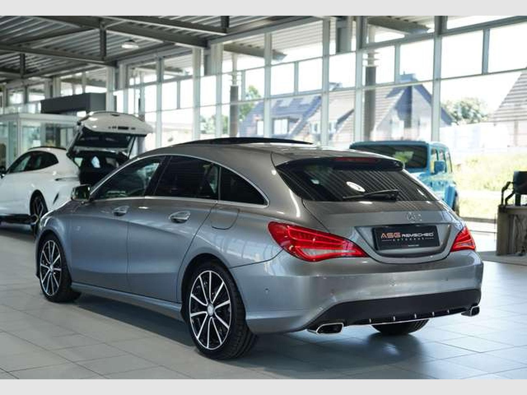 Mercedes CLA 200 2.H *Pano *H&K*Memory*ACC (2015) - Photo 16