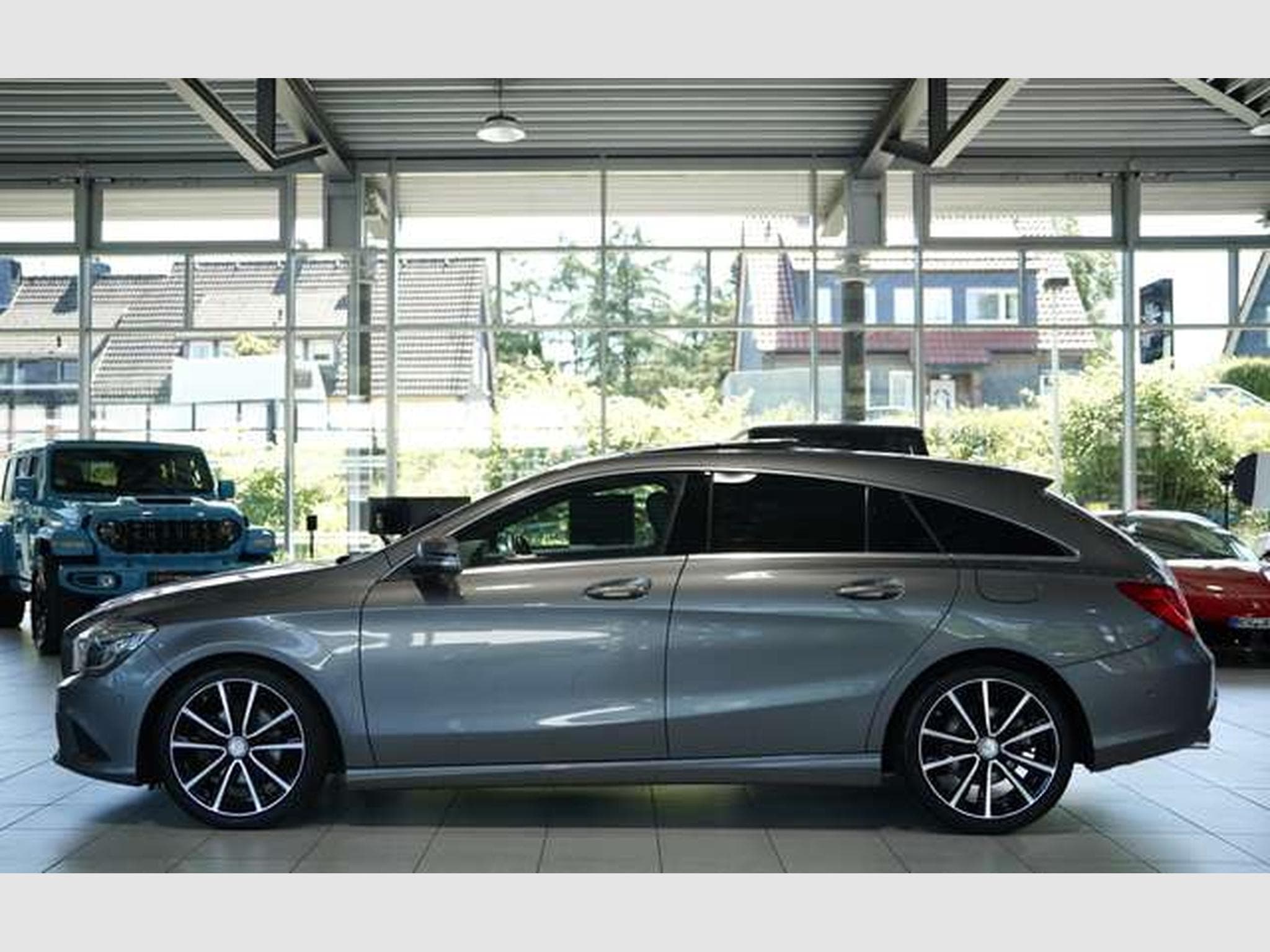 Mercedes CLA 200 2.H *Pano *H&K*Memory*ACC (2015) - Photo 17