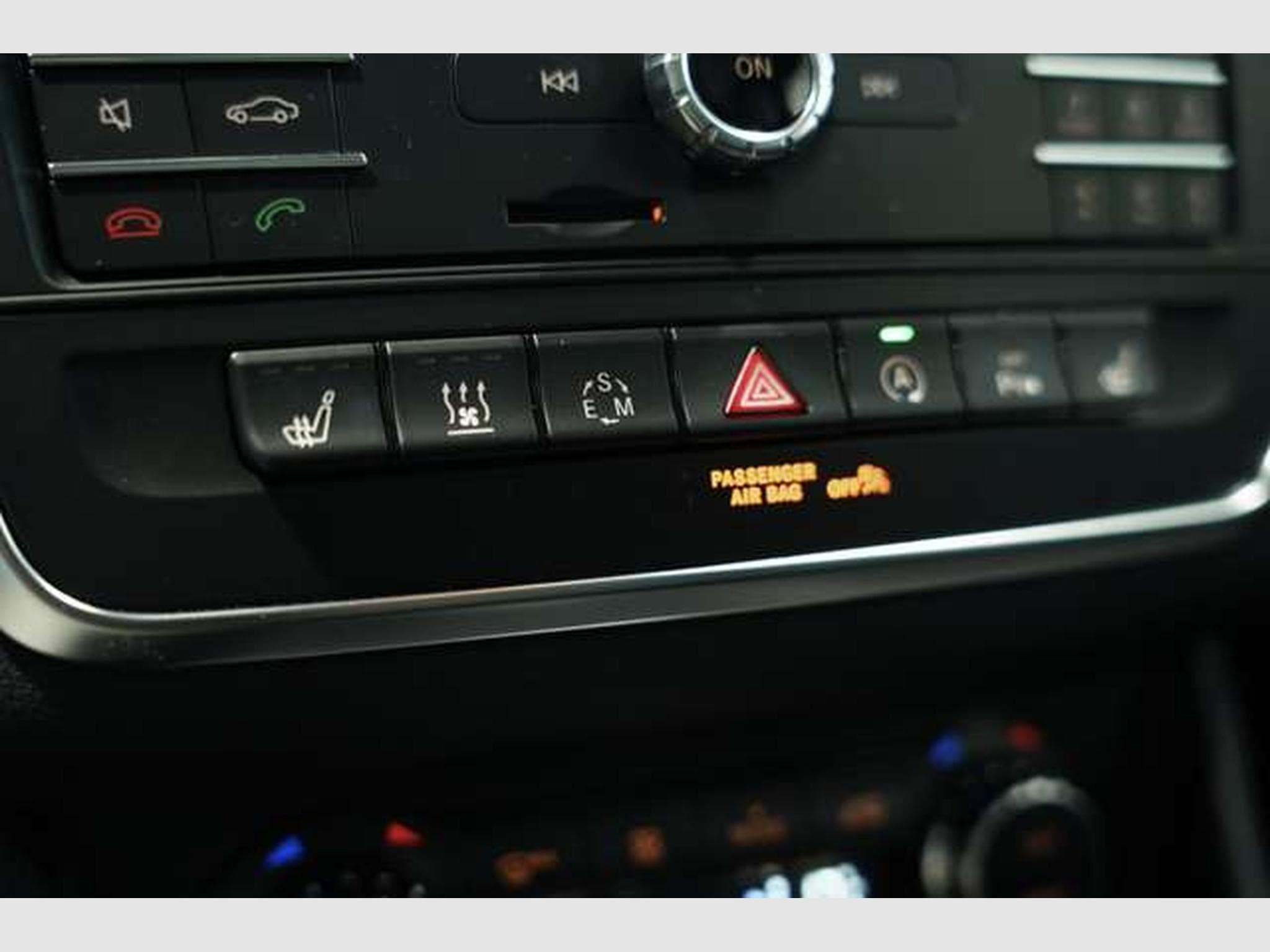 Mercedes CLA 200 2.H *Pano *H&K*Memory*ACC (2015) - Photo 34