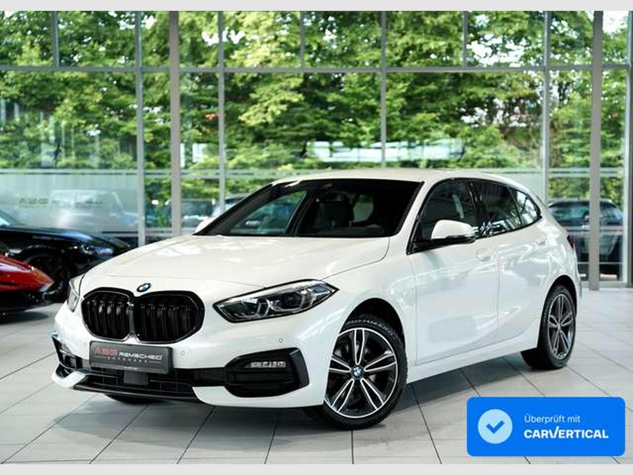BMW 118 I Sport Line *2.Hand *LiveCockpit*Sportsitze (2021) - Photo 1