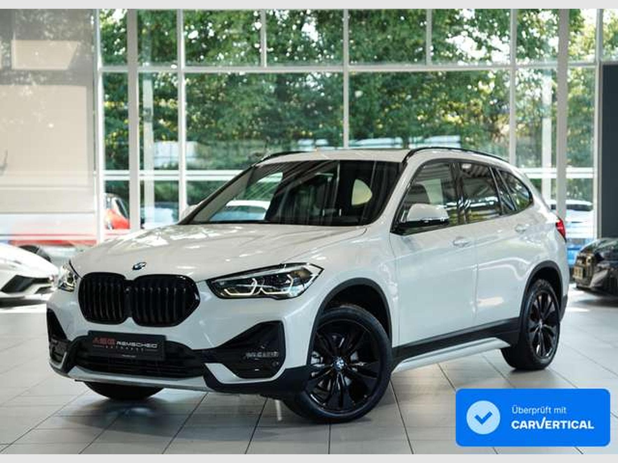 BMW X1 sDrive 18 i Sport Line 1.H *18 *Pano *Memory (2021) - Photo 1
