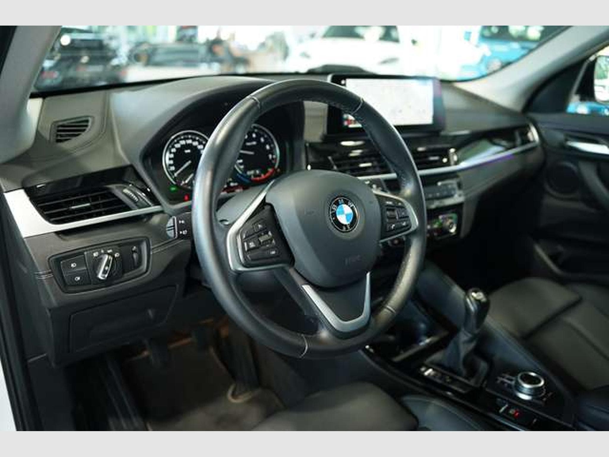 BMW X1 sDrive 18 i Sport Line 1.H *18 *Pano *Memory (2021) - Photo 25