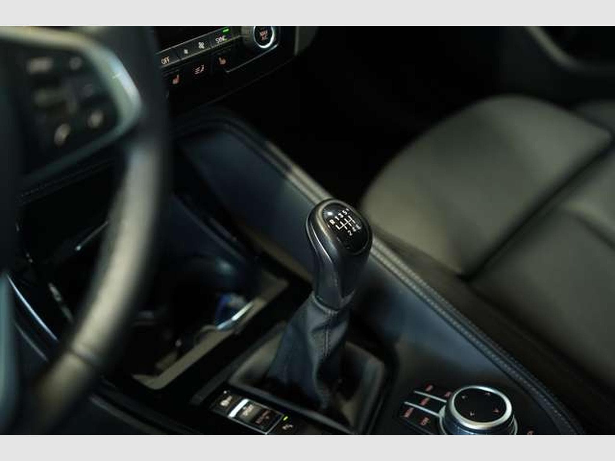 BMW X1 sDrive 18 i Sport Line 1.H *18 *Pano *Memory (2021) - Photo 27