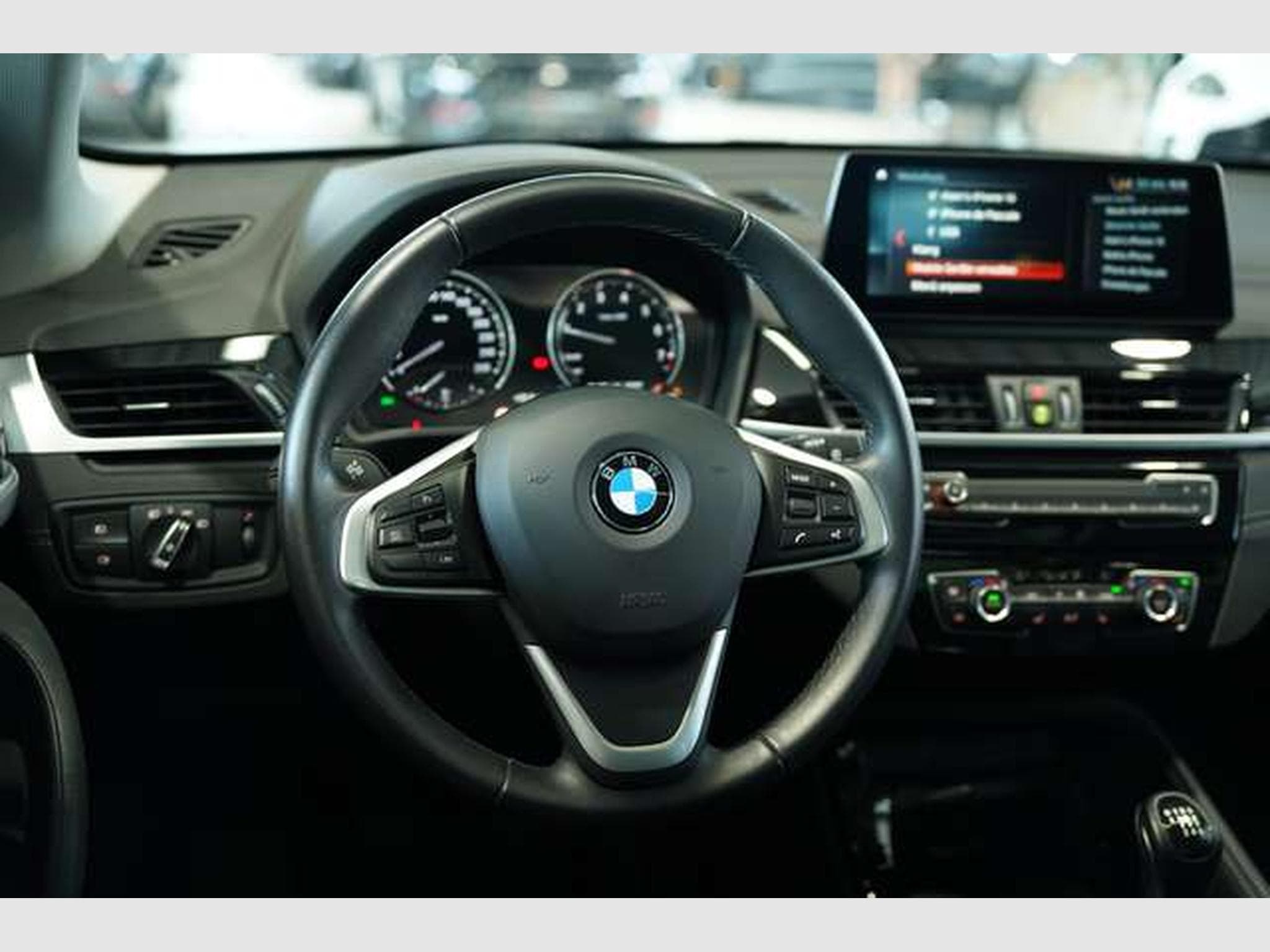 BMW X1 sDrive 18 i Sport Line 1.H *18 *Pano *Memory (2021) - Photo 39