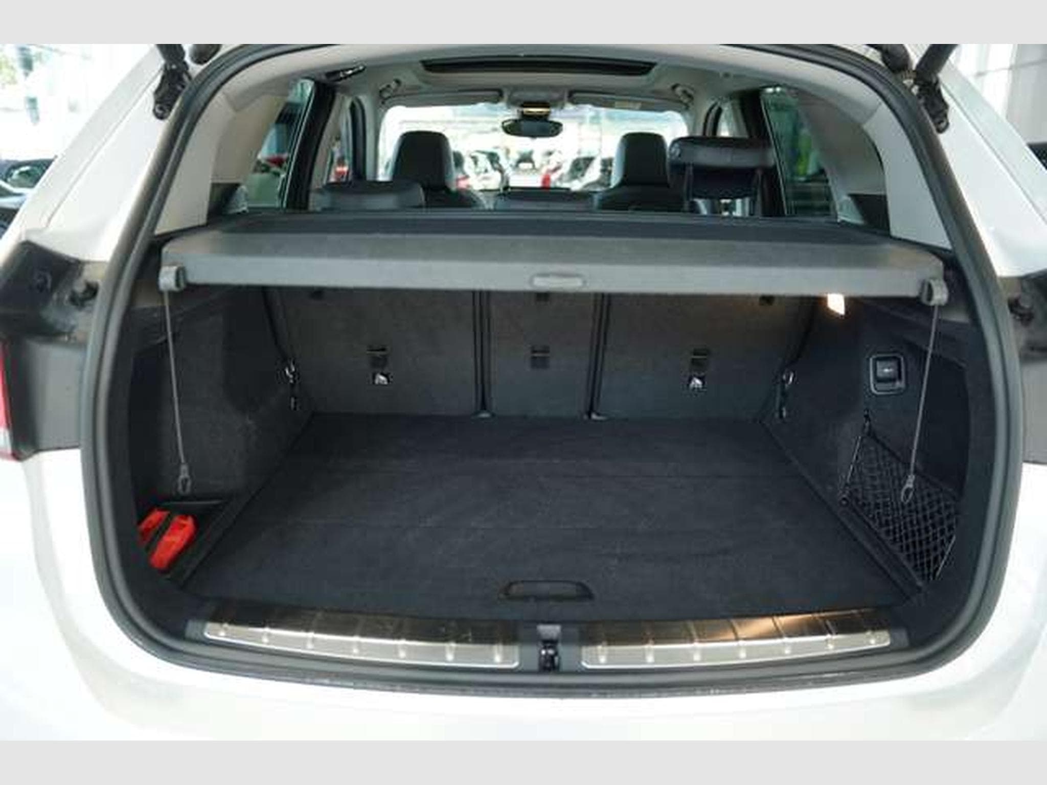 BMW X1 sDrive 18 i Sport Line 1.H *18 *Pano *Memory (2021) - Photo 40