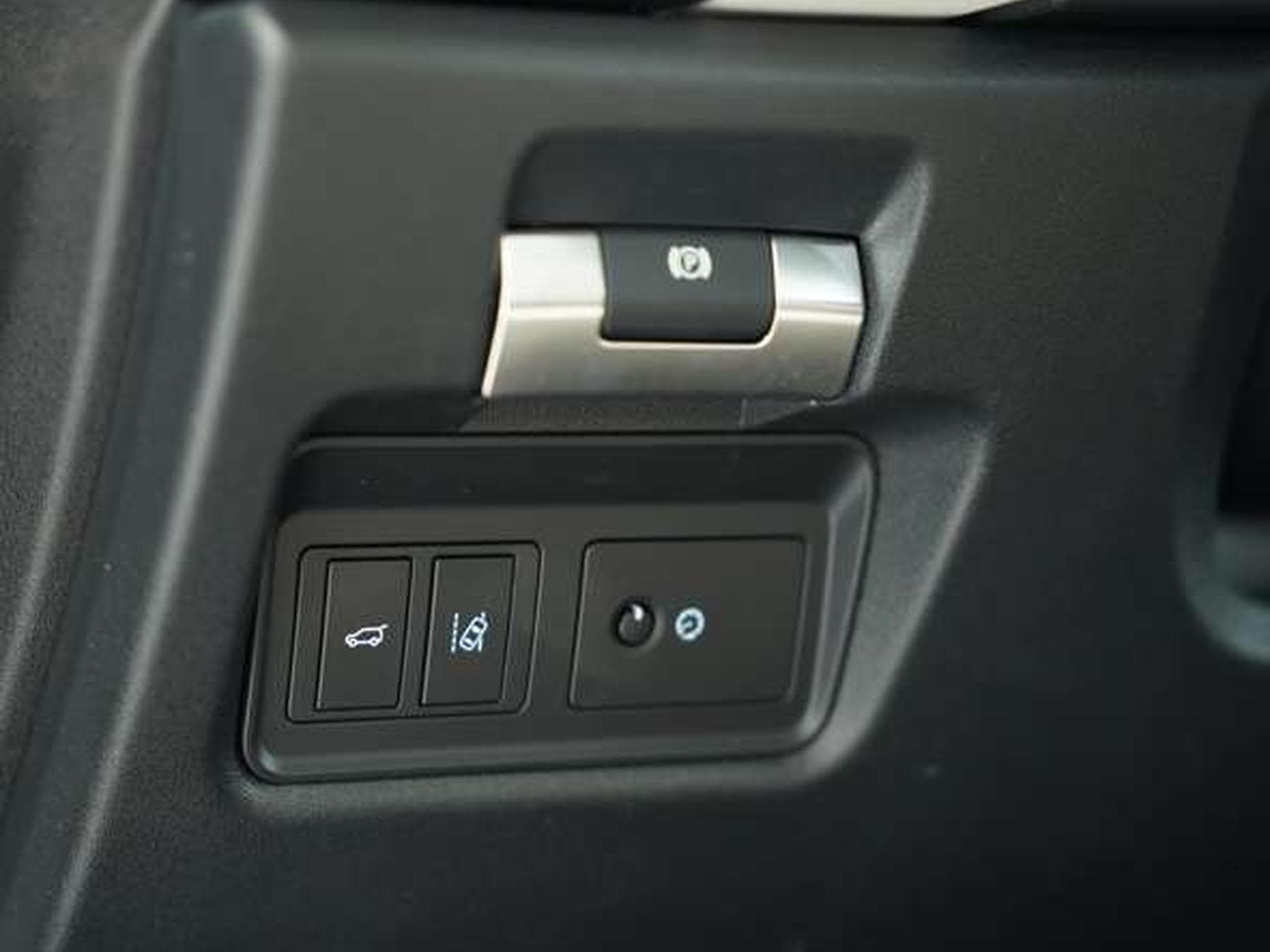 Jaguar E-Pace R-Dynamic HSE AWD *2. HD *Pano *H-UP *Memory (2018) - Photo 29
