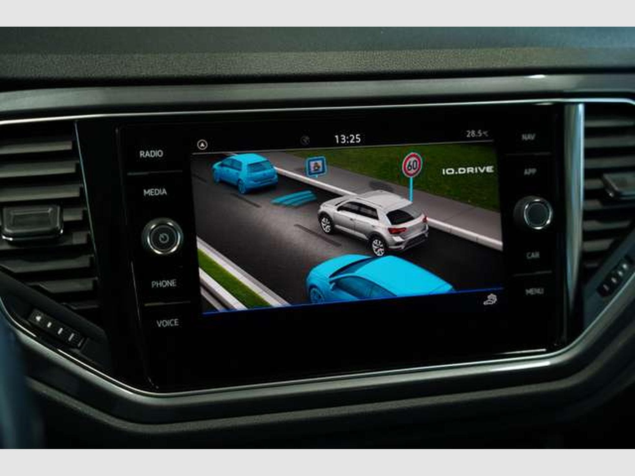 VW T-Roc R line DSG *1.H *ACC *Digital *Kamera *18 (2020) - Photo 36