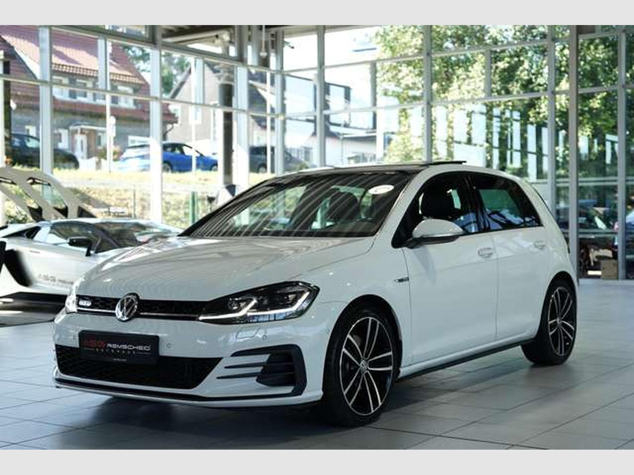 VW Golf GTD DSG *2.H *18 *Digital *Pano *Kamera (2019) - Photo 5