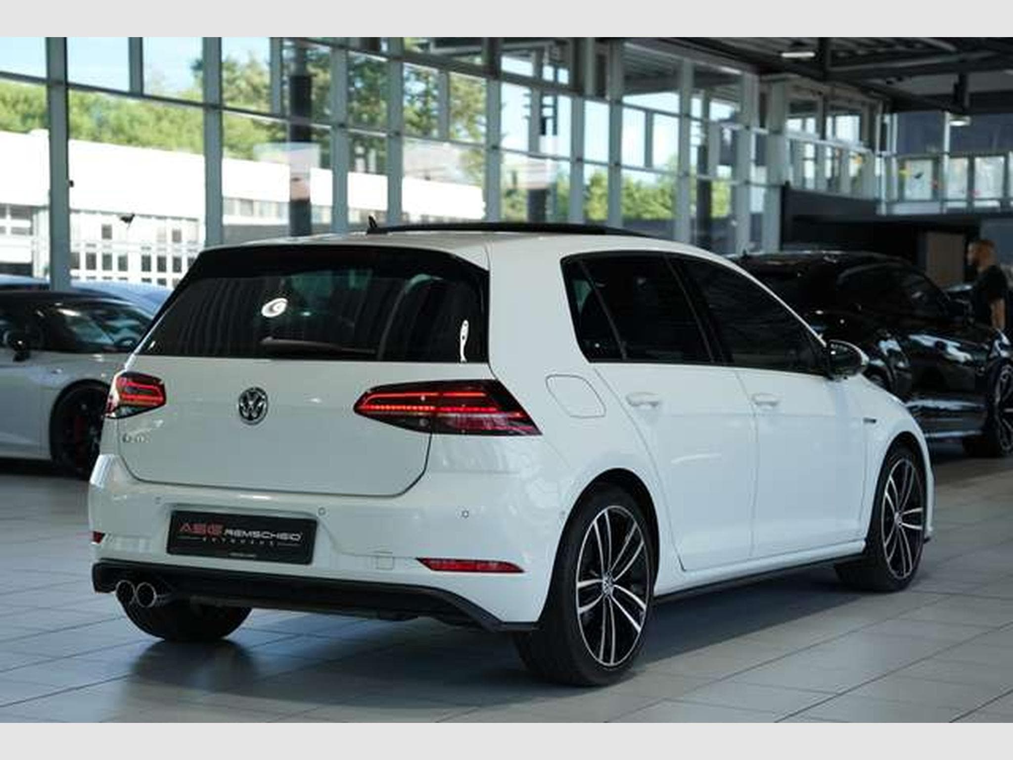 VW Golf GTD DSG *2.H *18 *Digital *Pano *Kamera (2019) - Photo 8