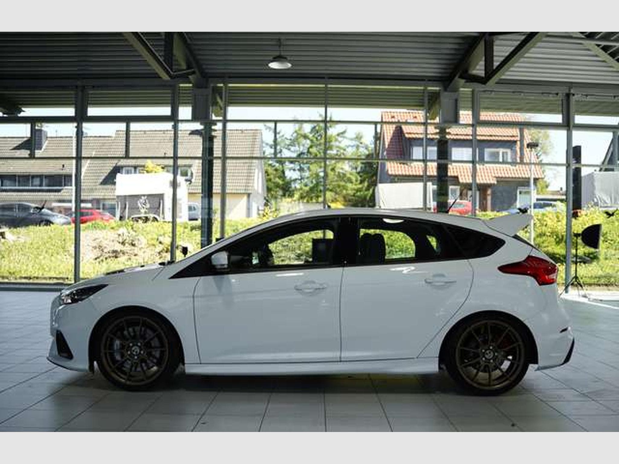 Ford Focus RS *19 Zoll *Recaro*MILLTEK*Navi*Öhlins* (2016) - Photo 11