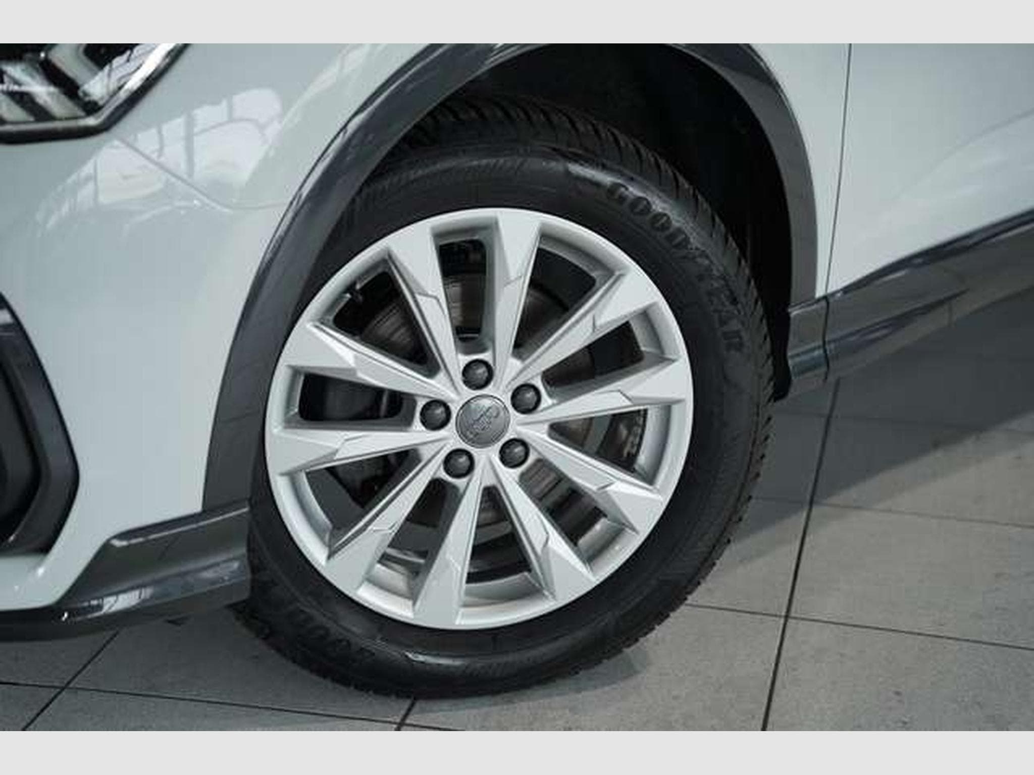 Audi Q3 35 TDI q S Line 1H *GSD *Kamera *Virtual *LED (2020) - Photo 3