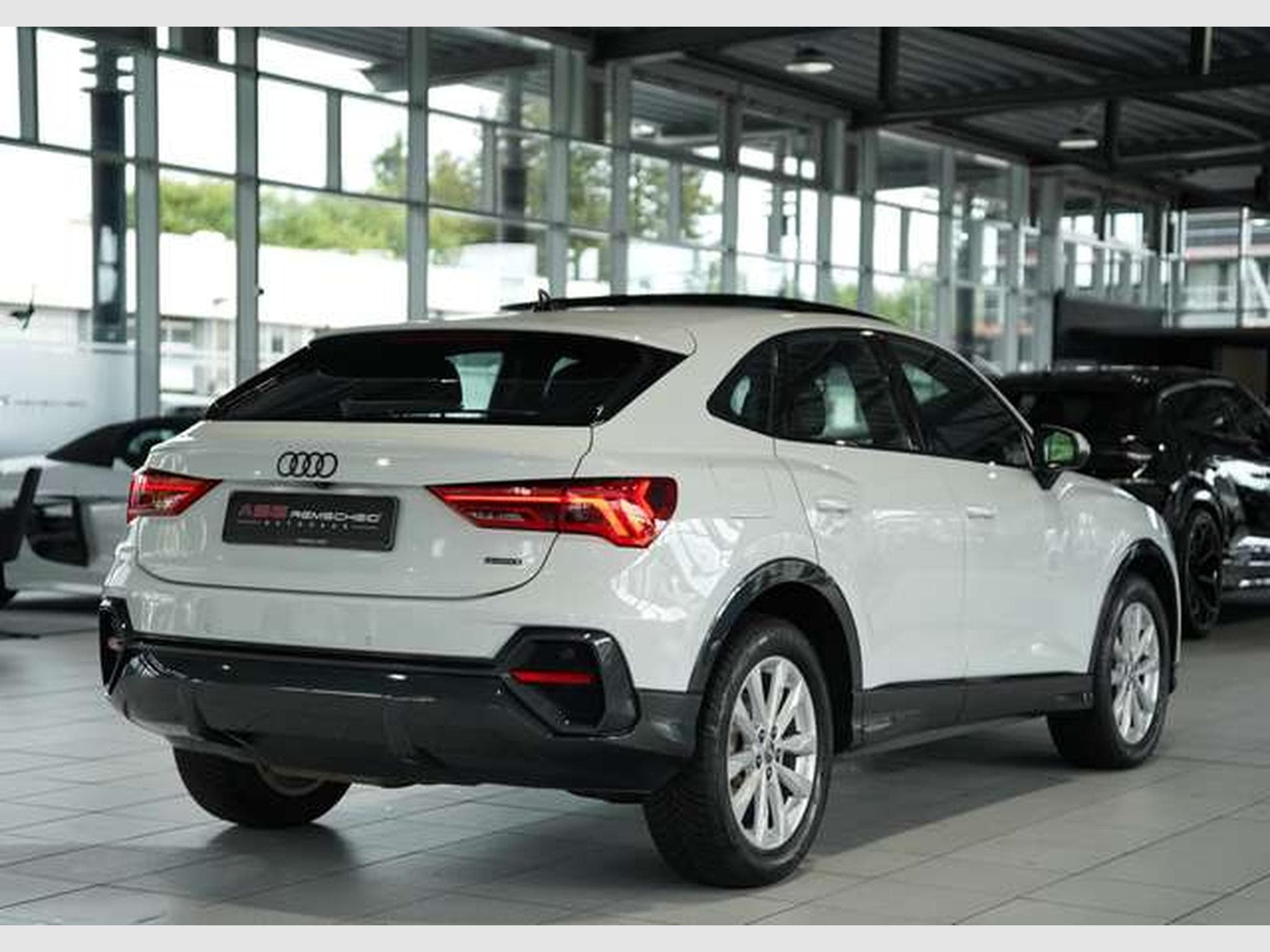 Audi Q3 35 TDI q S Line 1H *GSD *Kamera *Virtual *LED (2020) - Photo 8