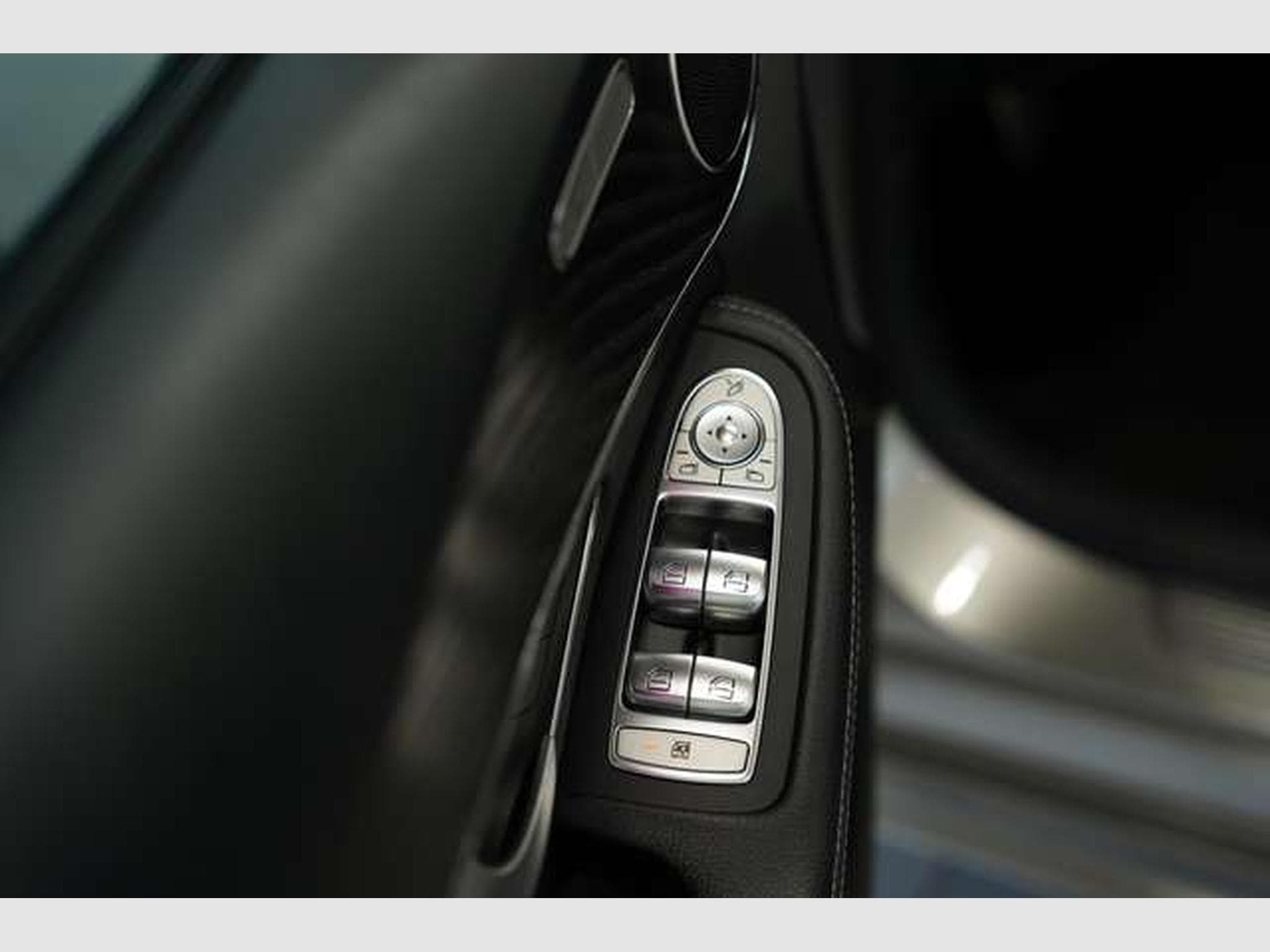 Mercedes C 220 d Limousine AMG Line *2.H *Wide*GSD*Night (2018) - Photo 24