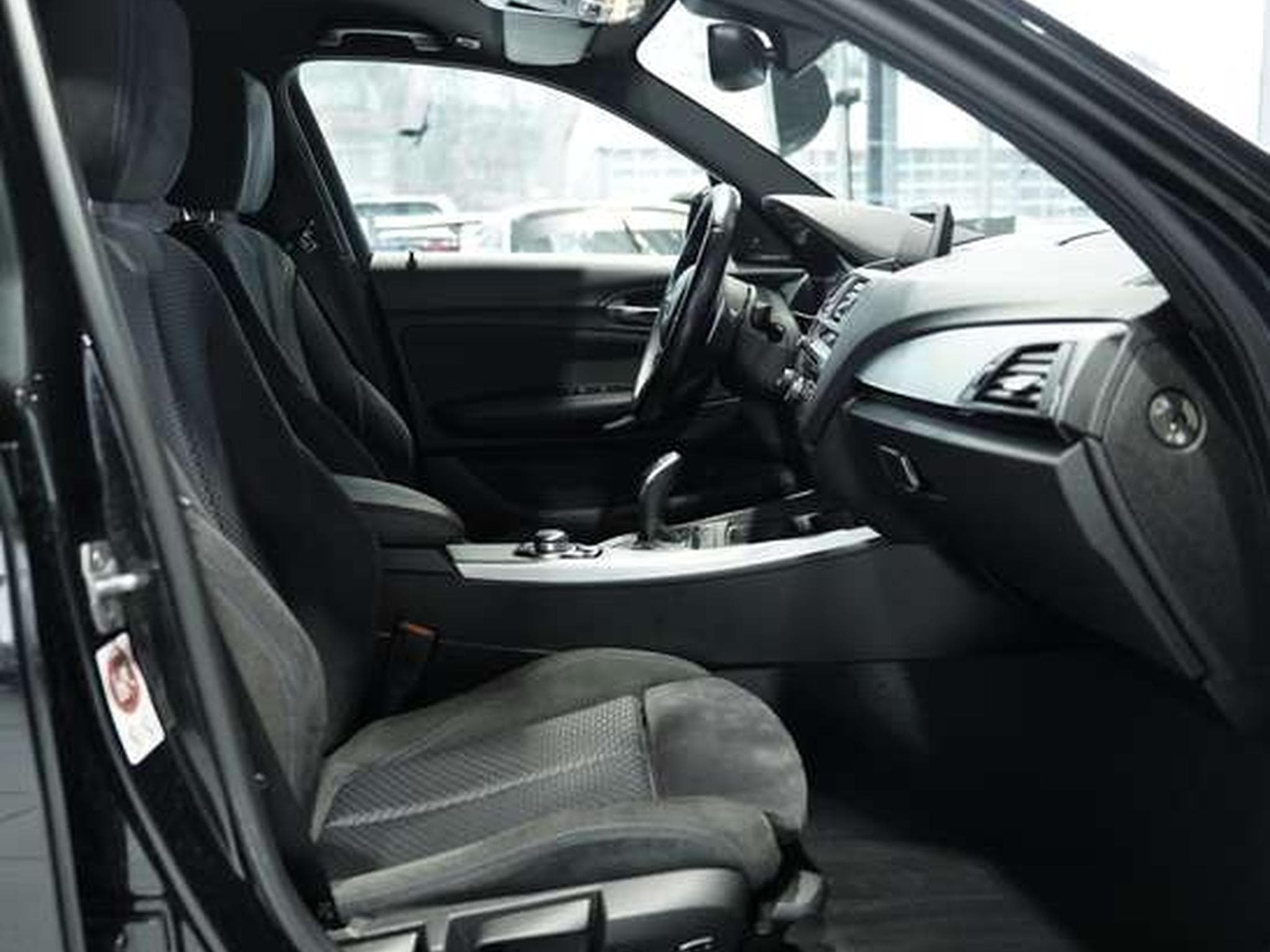 BMW M135 xDrive *H&K *PDC *AHK *Business-Paket (2016) - Photo 14