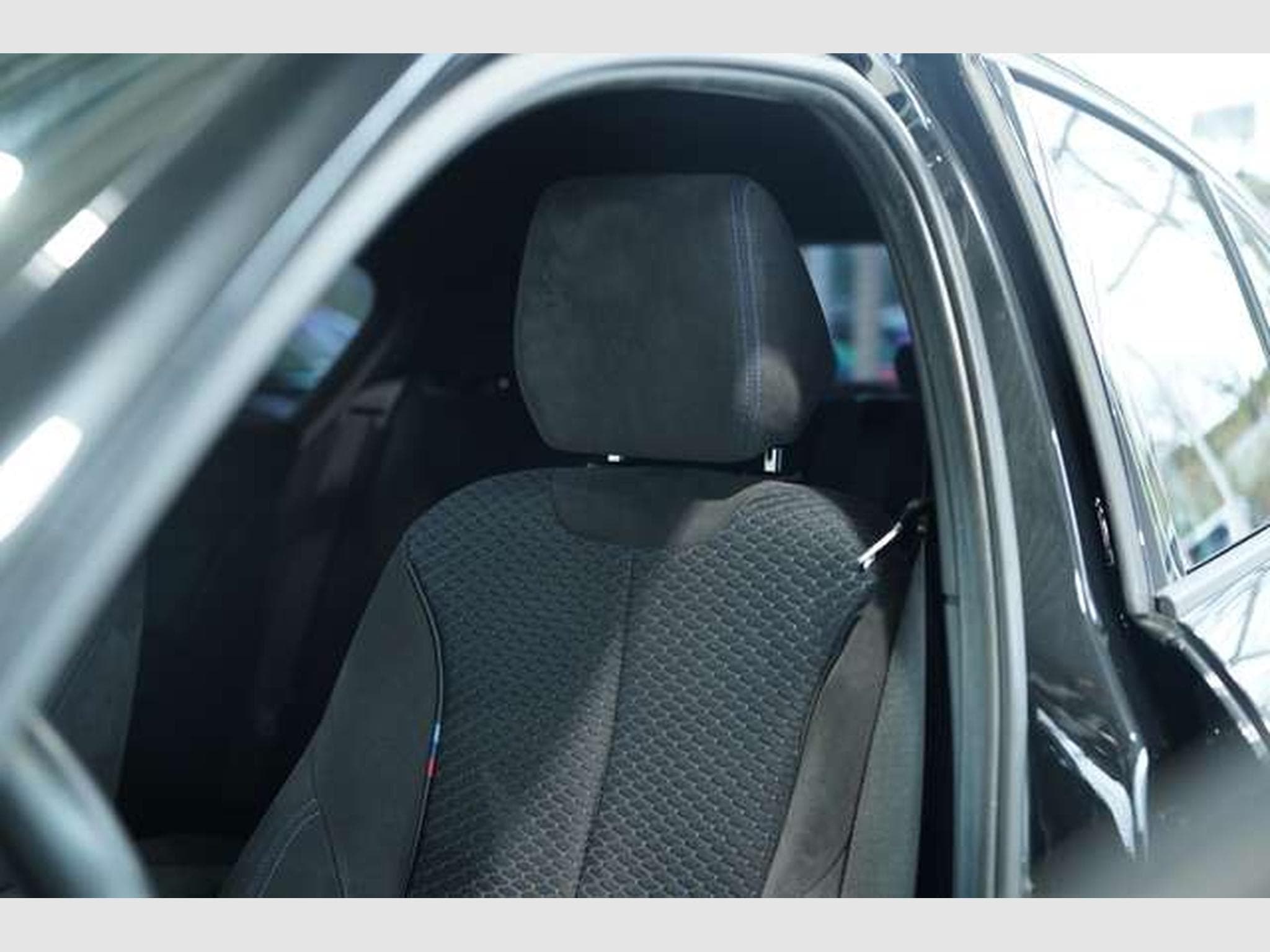 BMW M135 xDrive *H&K *PDC *AHK *Business-Paket (2016) - Photo 21