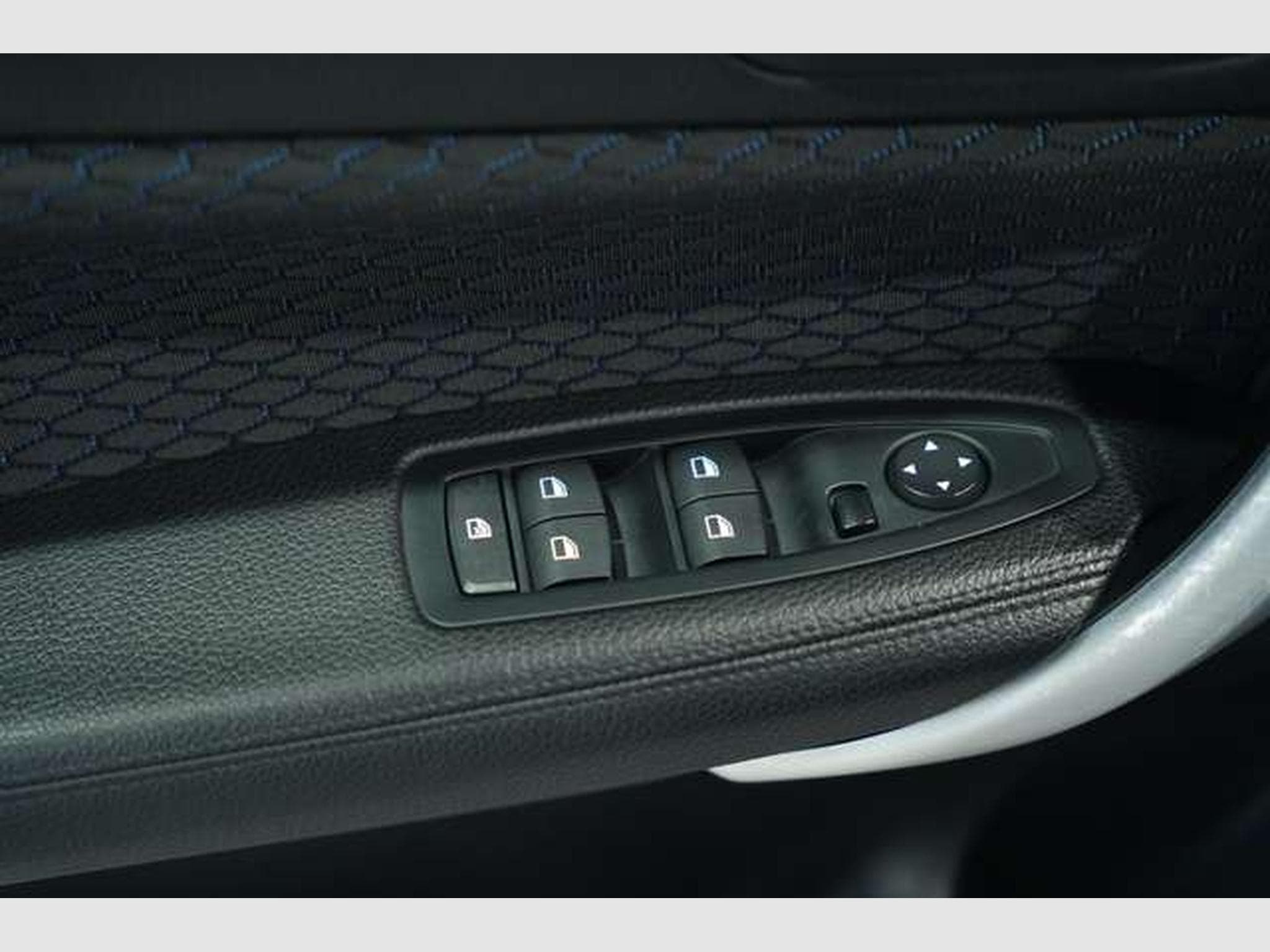 BMW M135 xDrive *H&K *PDC *AHK *Business-Paket (2016) - Photo 24