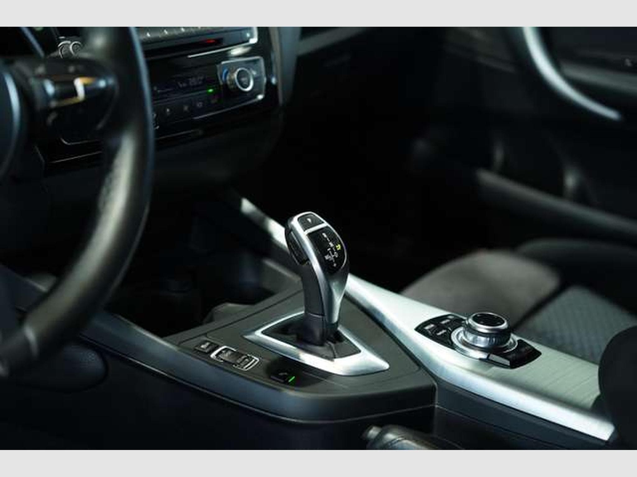 BMW M135 xDrive *H&K *PDC *AHK *Business-Paket (2016) - Photo 27