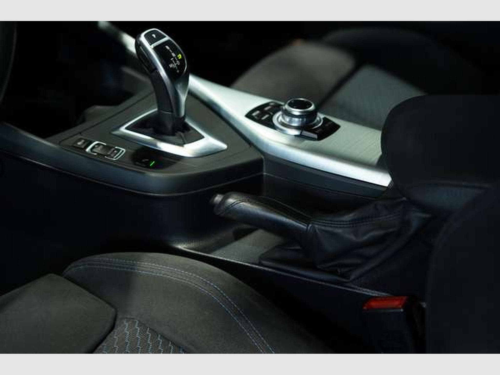 BMW M135 xDrive *H&K *PDC *AHK *Business-Paket (2016) - Photo 28