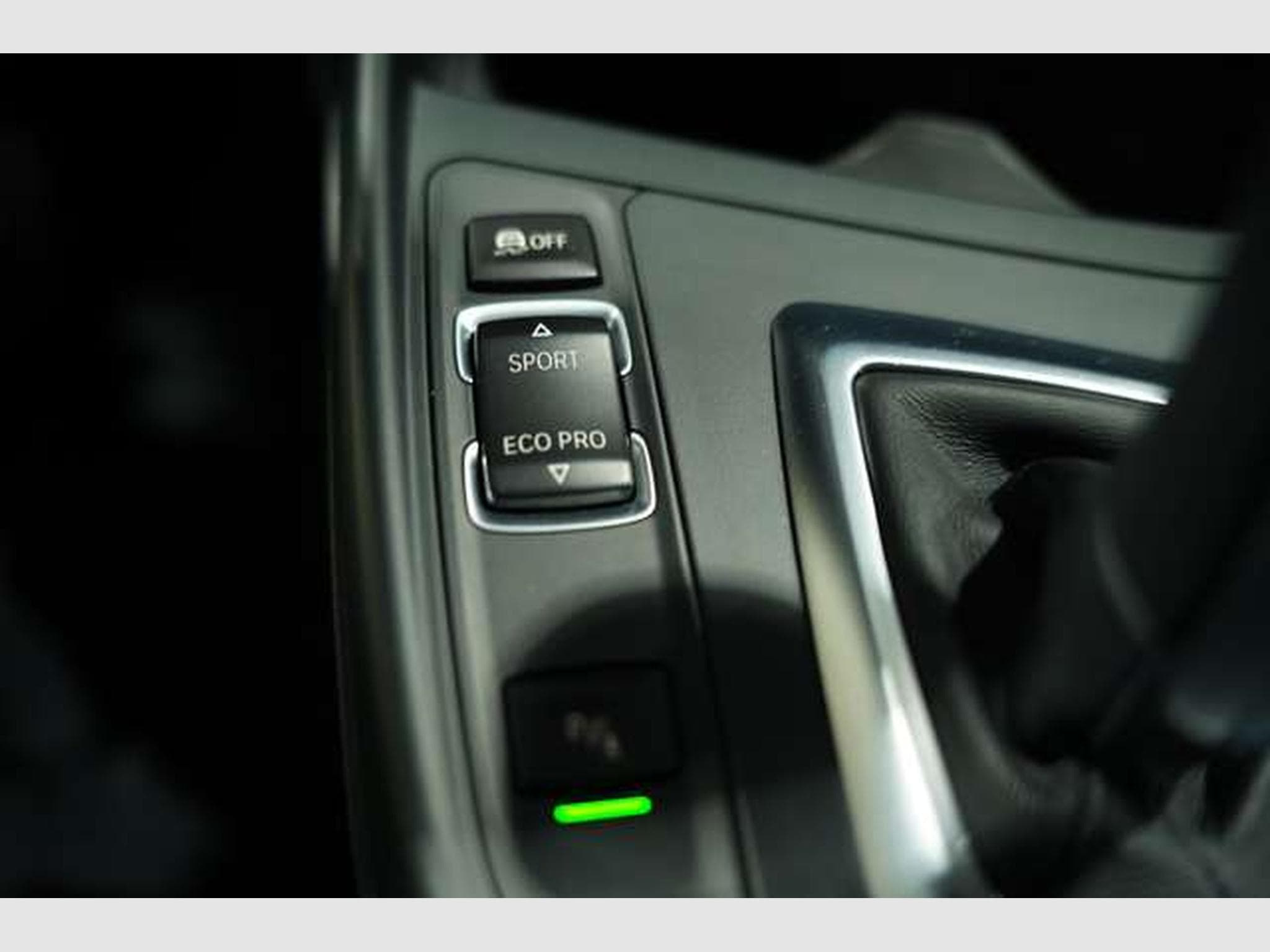 BMW M135 xDrive *H&K *PDC *AHK *Business-Paket (2016) - Photo 30