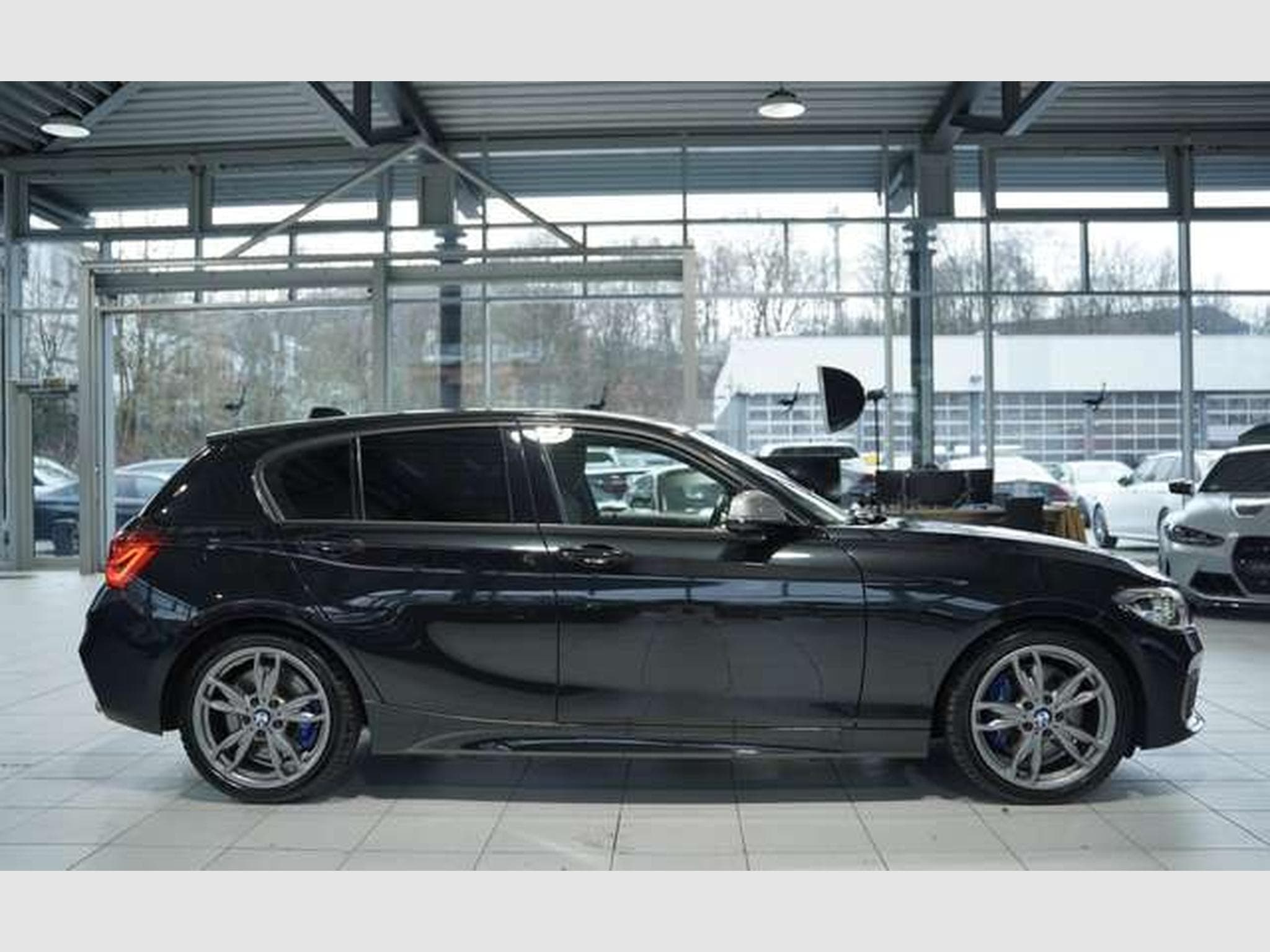 BMW M135 xDrive *H&K *PDC *AHK *Business-Paket (2016) - Photo 6