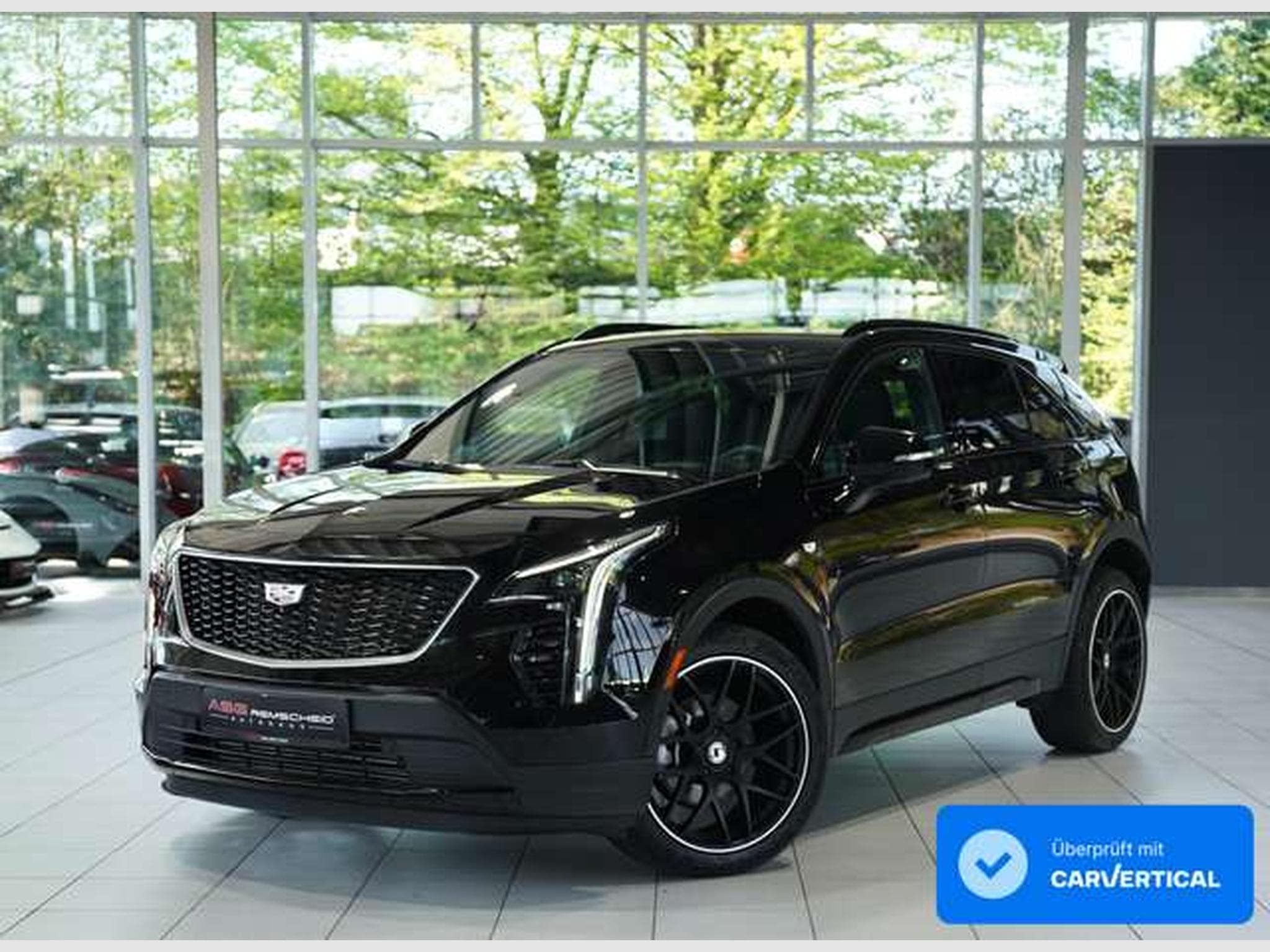 Cadillac XT4 Luxury 4WD *1.Hand *Memory *Leder *Digital (2022) - Photo 1
