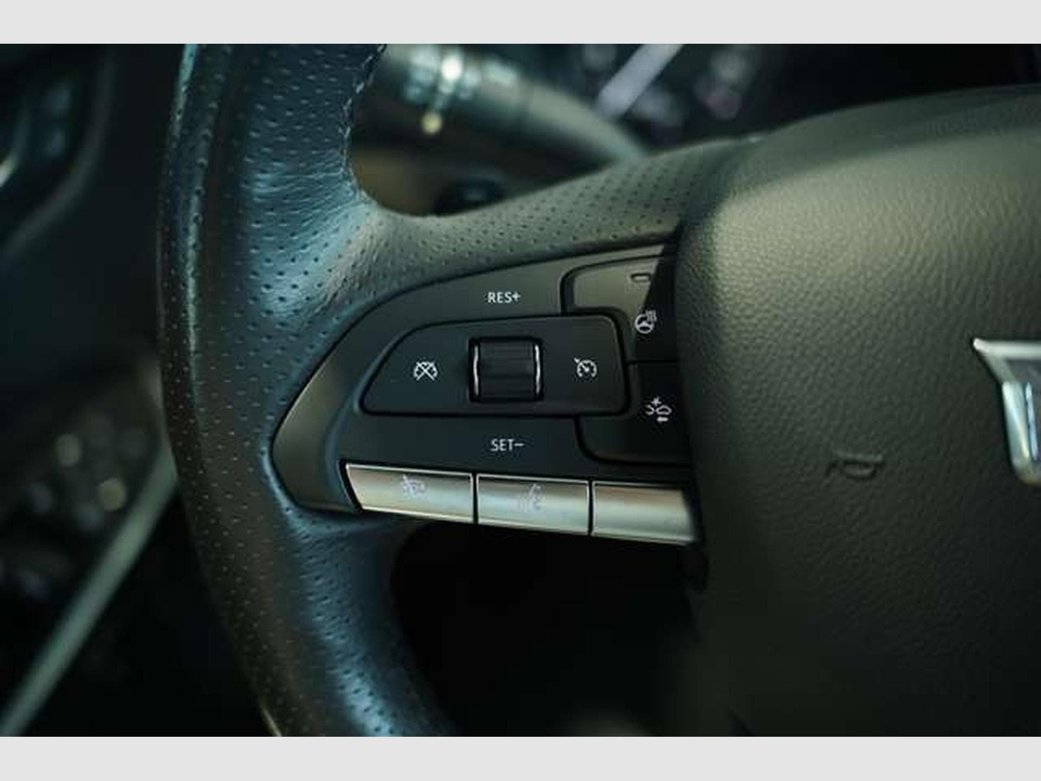 Cadillac XT4 Luxury 4WD *1.Hand *Memory *Leder *Digital (2022) - Photo 43