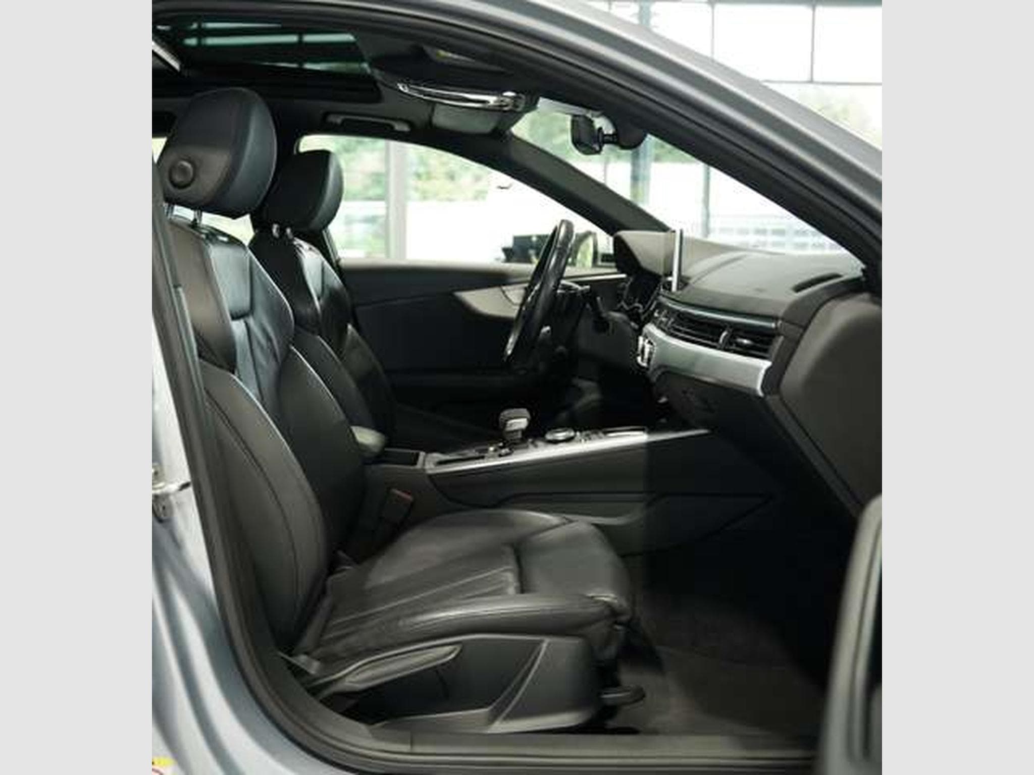 Audi A4 45 TFSI Avant S line *18 *Virtual *Pano *AHK (2019) - Photo 15