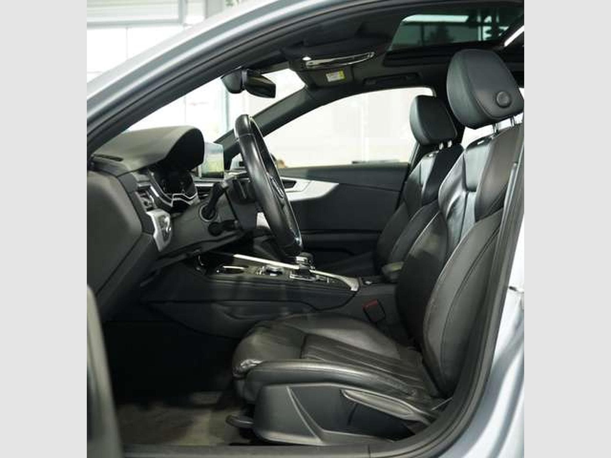 Audi A4 45 TFSI Avant S line *18 *Virtual *Pano *AHK (2019) - Photo 22