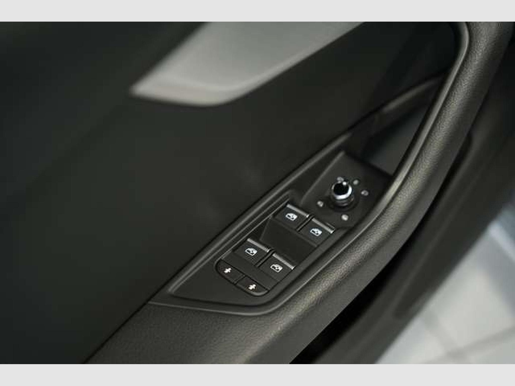 Audi A4 45 TFSI Avant S line *18 *Virtual *Pano *AHK (2019) - Photo 23