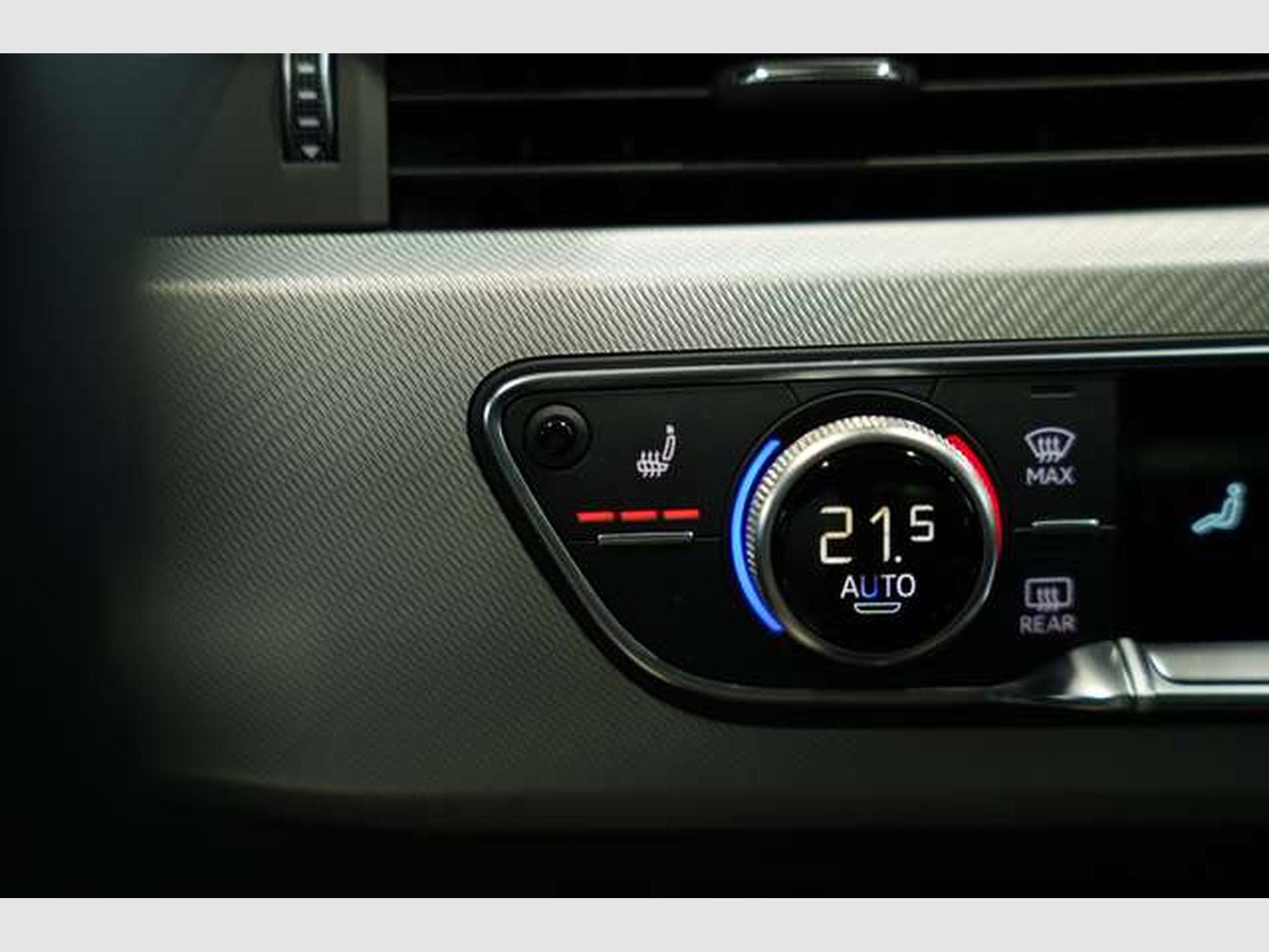 Audi A4 45 TFSI Avant S line *18 *Virtual *Pano *AHK (2019) - Photo 31