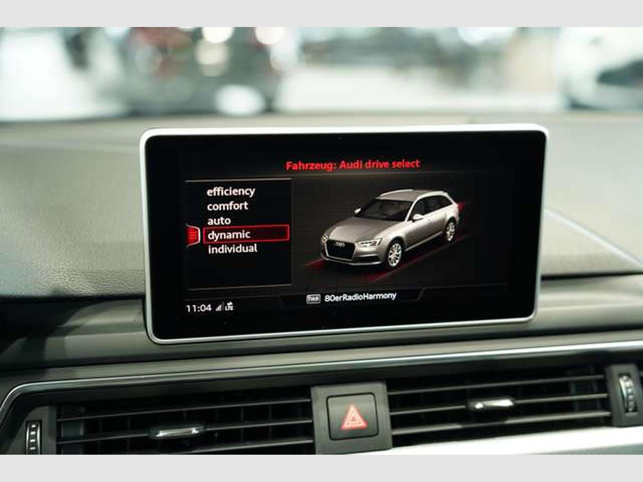 Audi A4 45 TFSI Avant S line *18 *Virtual *Pano *AHK (2019) - Photo 37