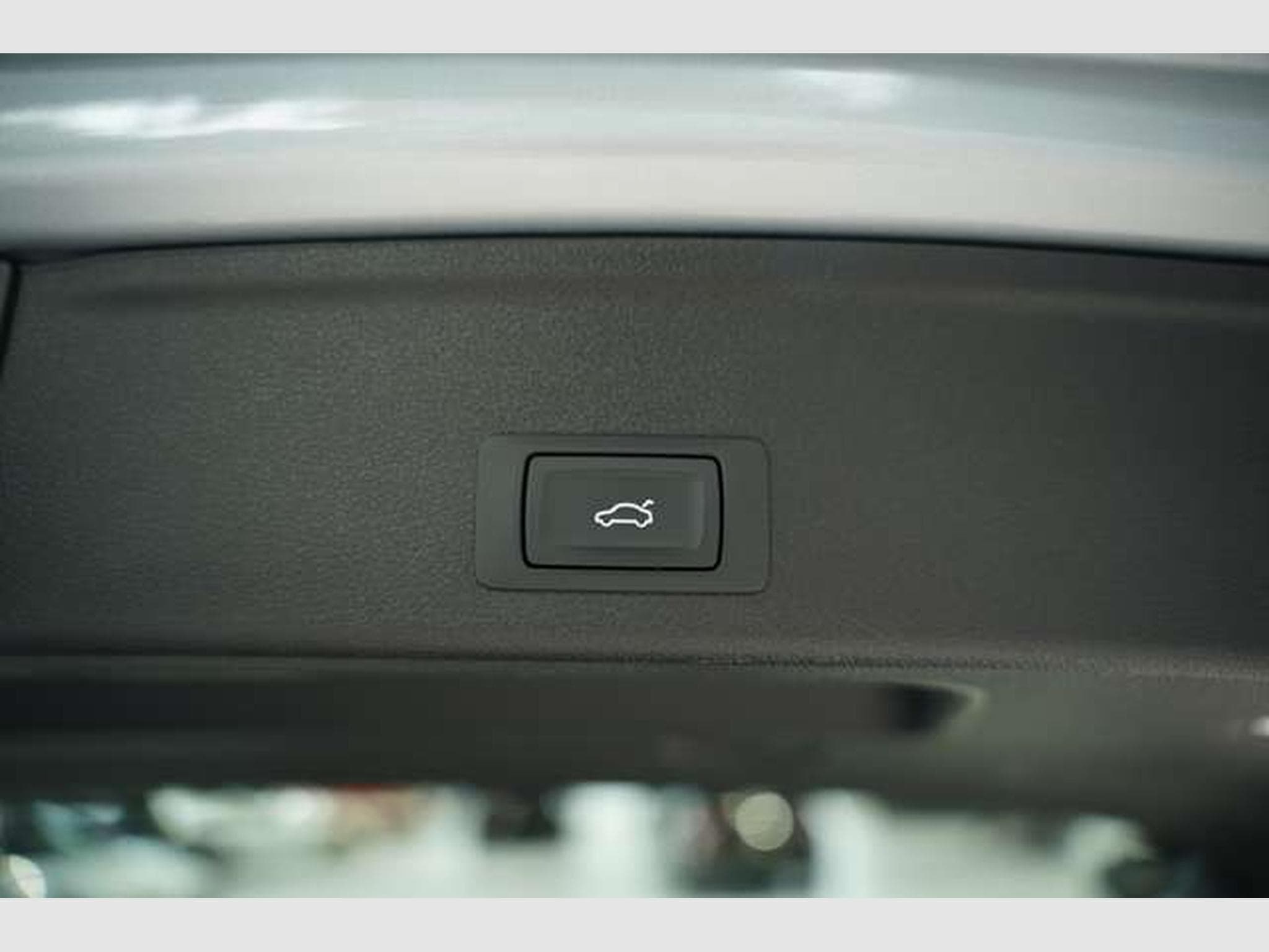 Audi A4 45 TFSI Avant S line *18 *Virtual *Pano *AHK (2019) - Photo 44
