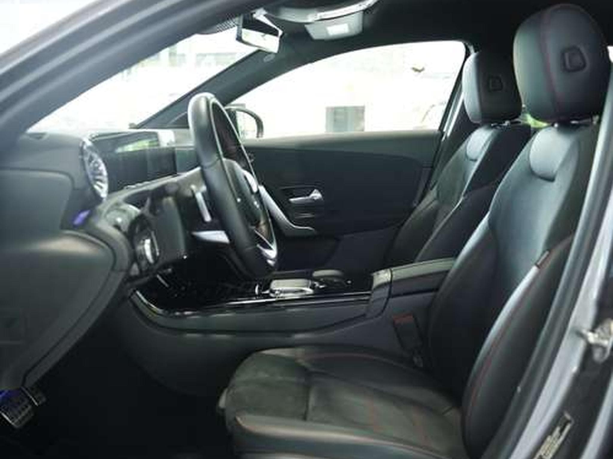 Mercedes A 200 Limousine AMG Line *2.H *19 *Night*Kamera (2022) - Photo 22