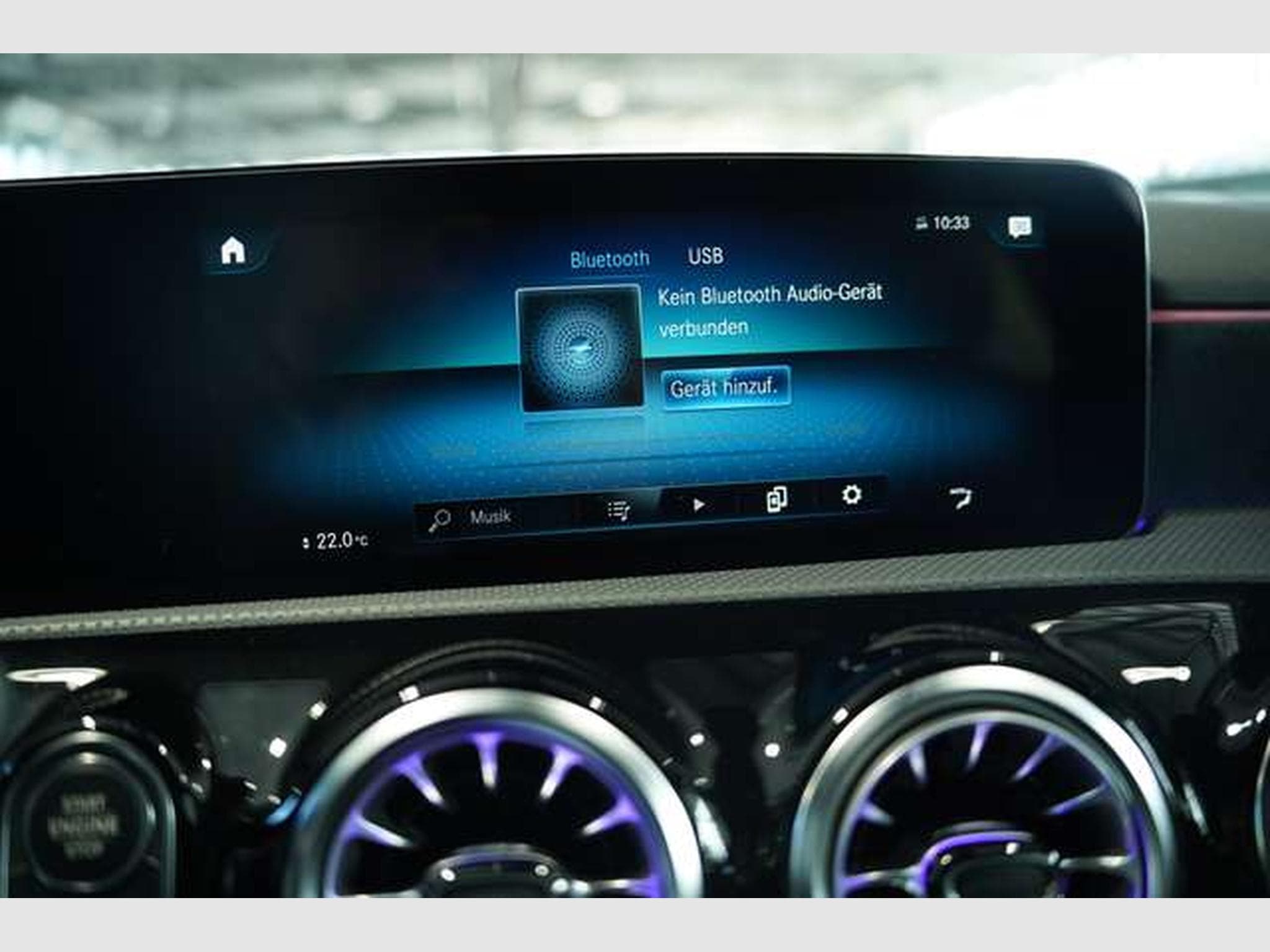 Mercedes A 200 Limousine AMG Line *2.H *19 *Night*Kamera (2022) - Photo 36