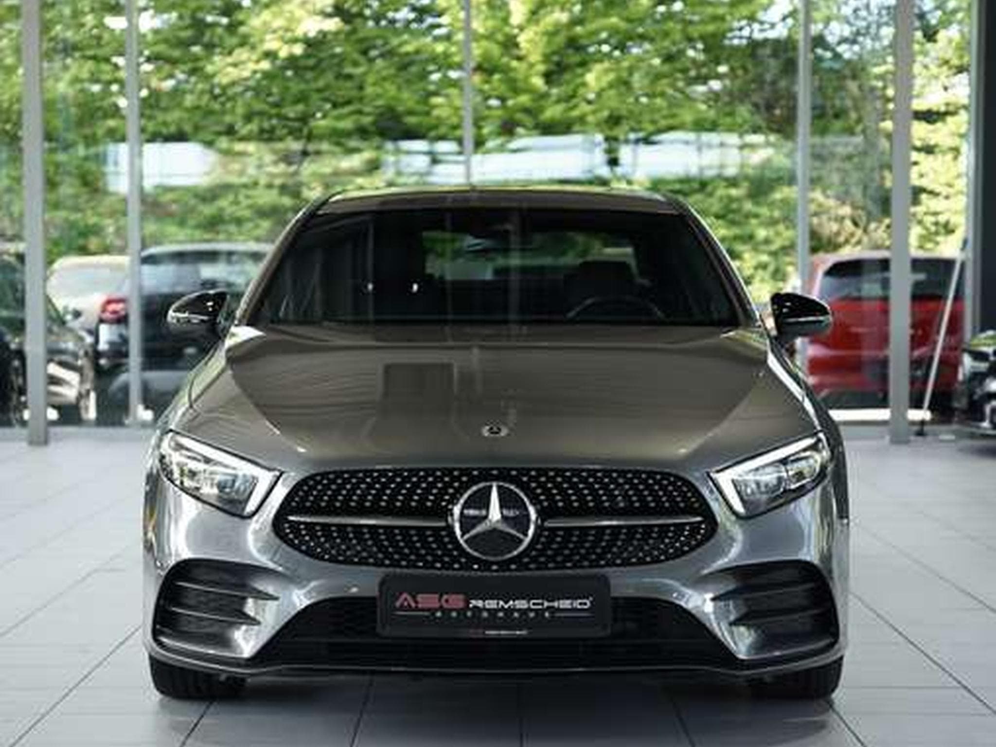 Mercedes A 200 Limousine AMG Line *2.H *19 *Night*Kamera (2022) - Photo 4